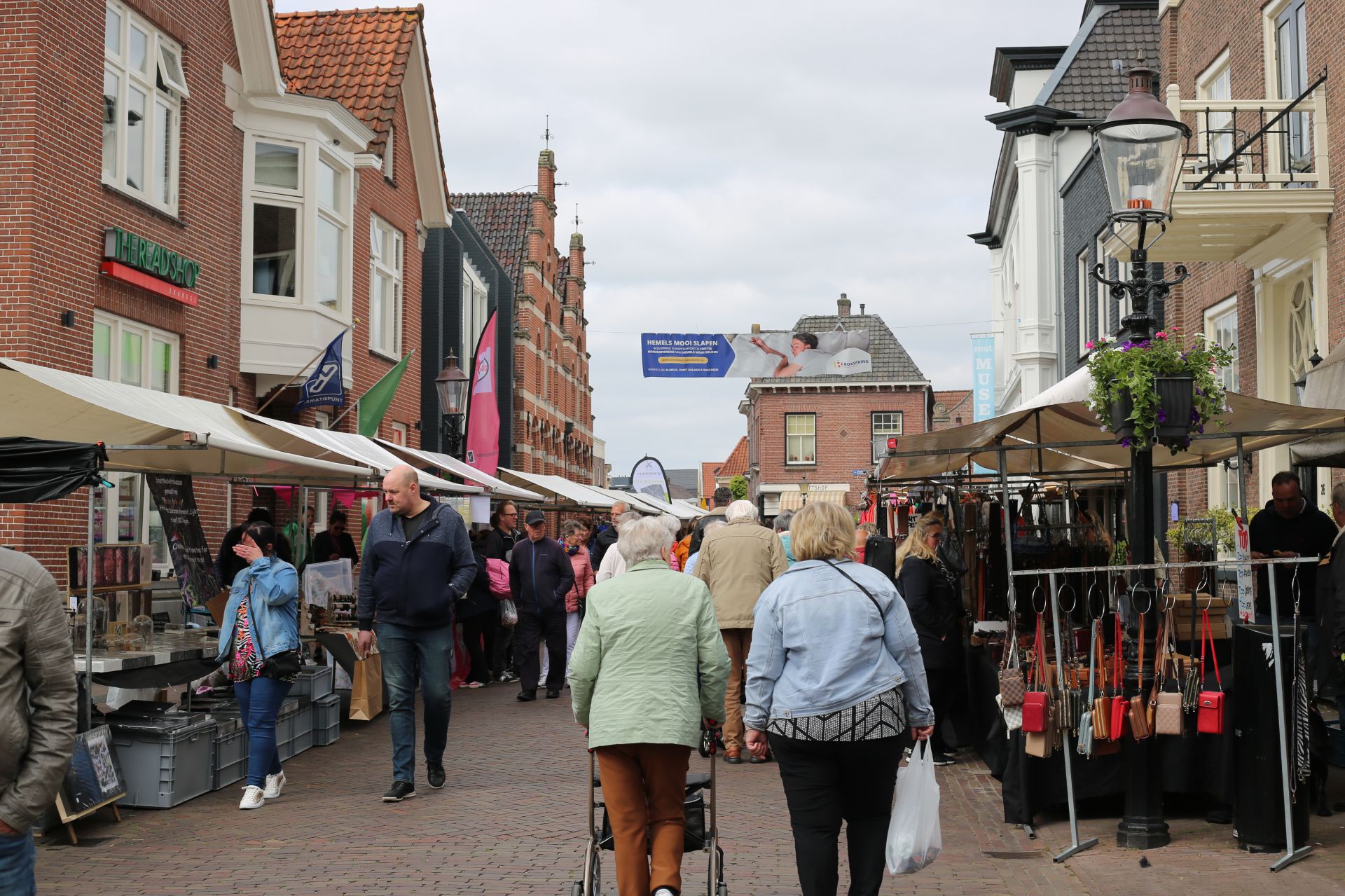 Video: Delden op Hemelvaartsdag weer overspoeld door vele duizenden bezoekers