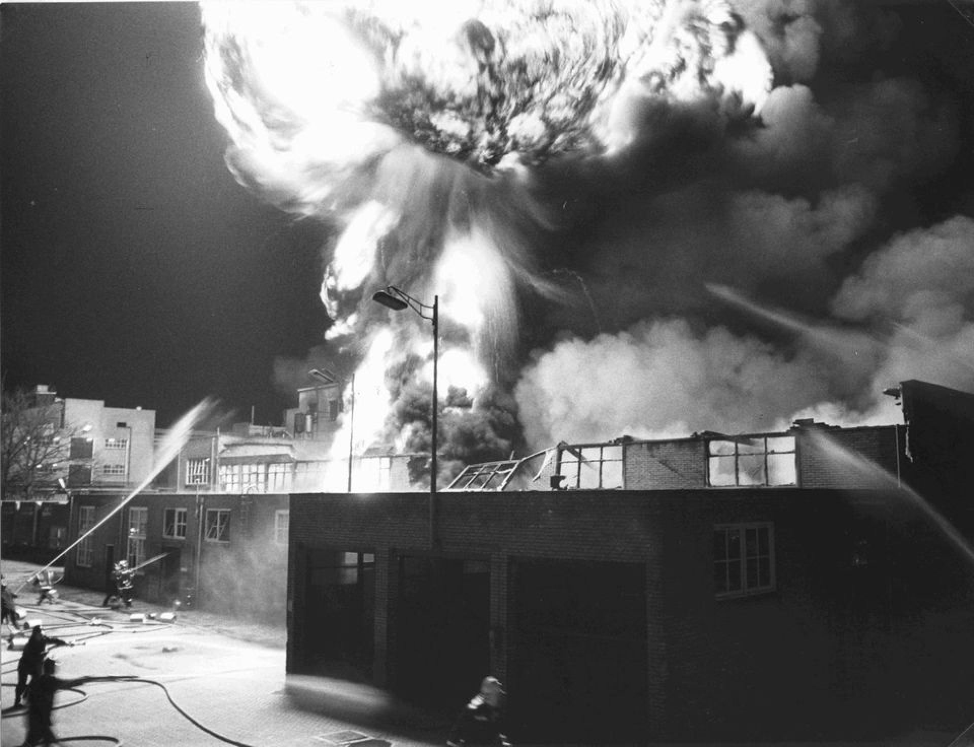 De geschiedenis van Delden in Beeld - Grote brand bij Servo in 1982