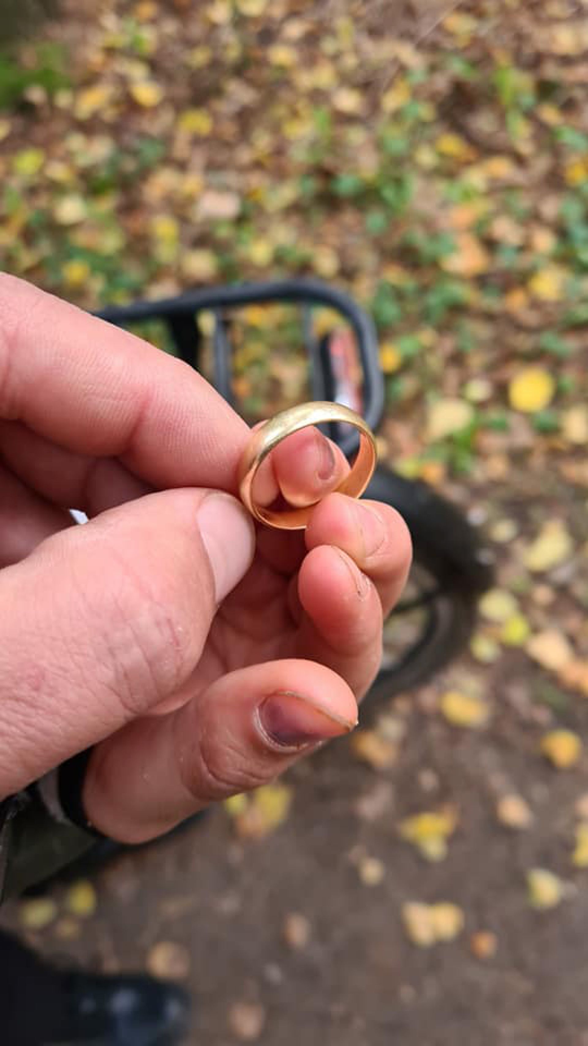Gouden ring met dank aan Facebook weer terug bij eigenaar