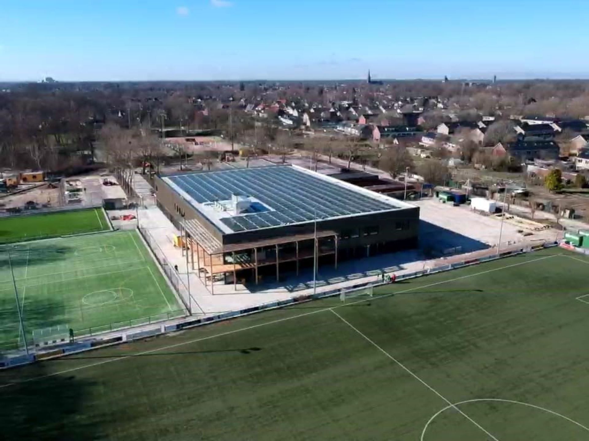 Sportspektakel voor Deldense kids in sporthal De Mors