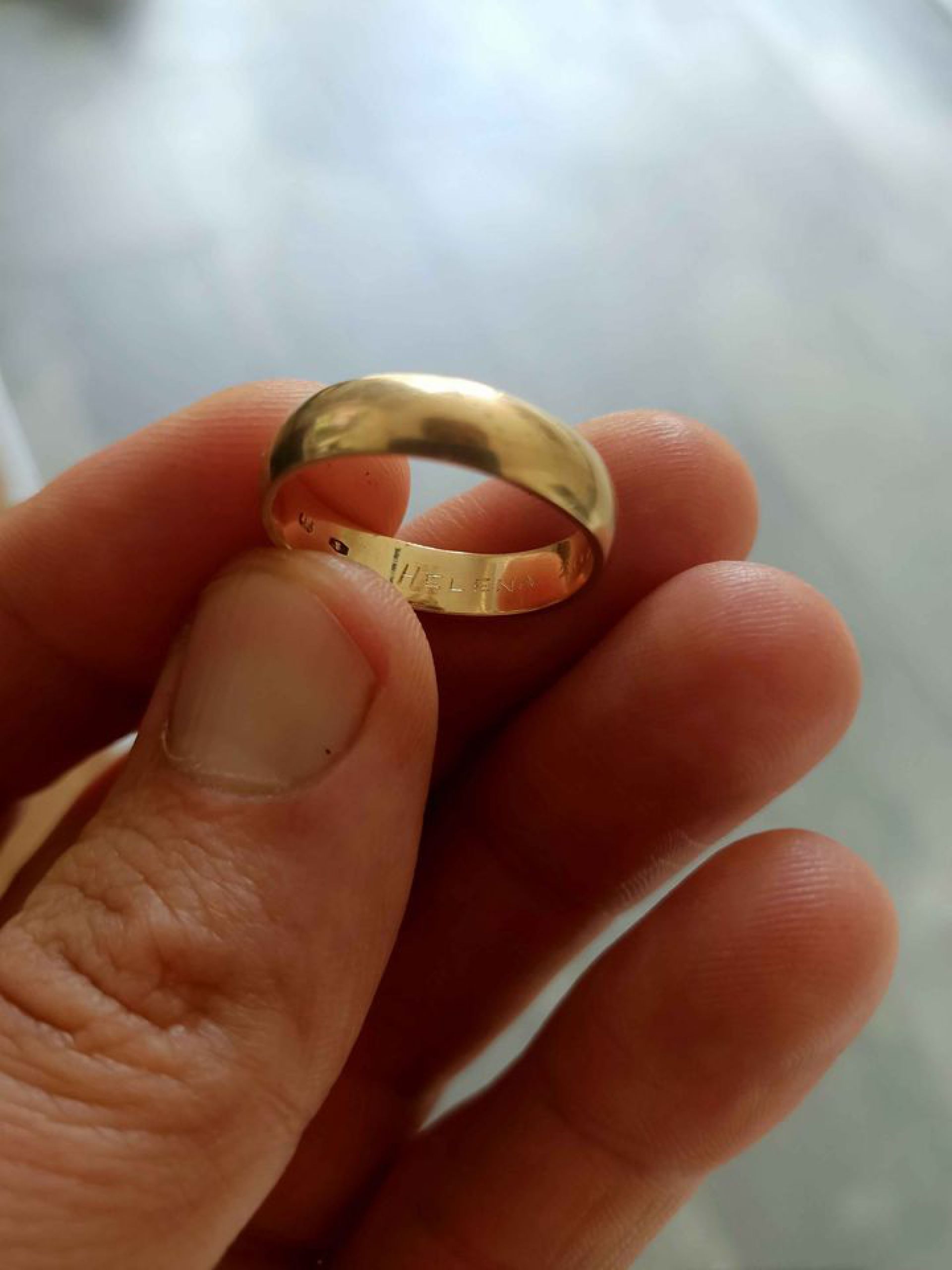Gouden ring gevonden met metaaldetector in Delden 