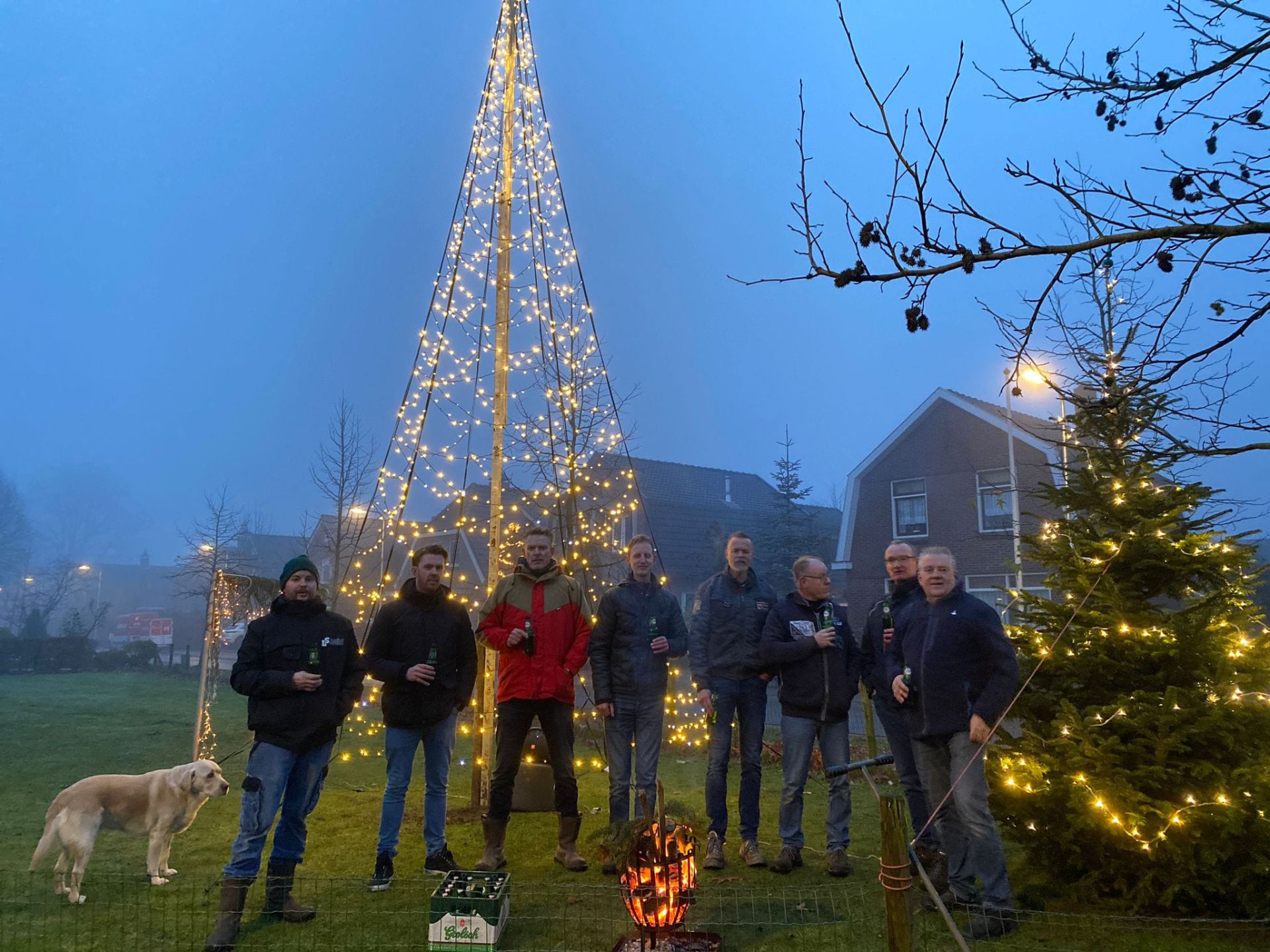 Buurtkerstbomen in Delden lichtpuntje in donkere dagen
