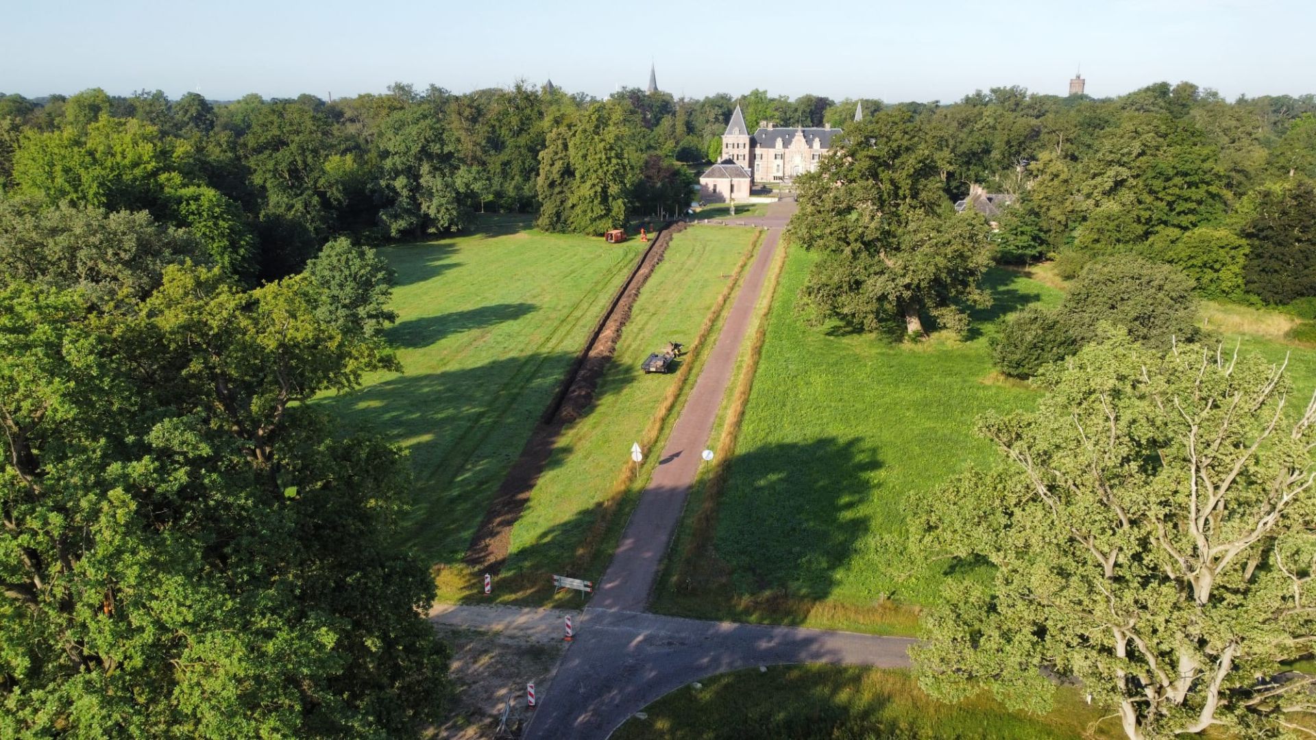 Twickel legt noodvoorziening aan om kasteel te beschermen tijdens extreem droge periodes