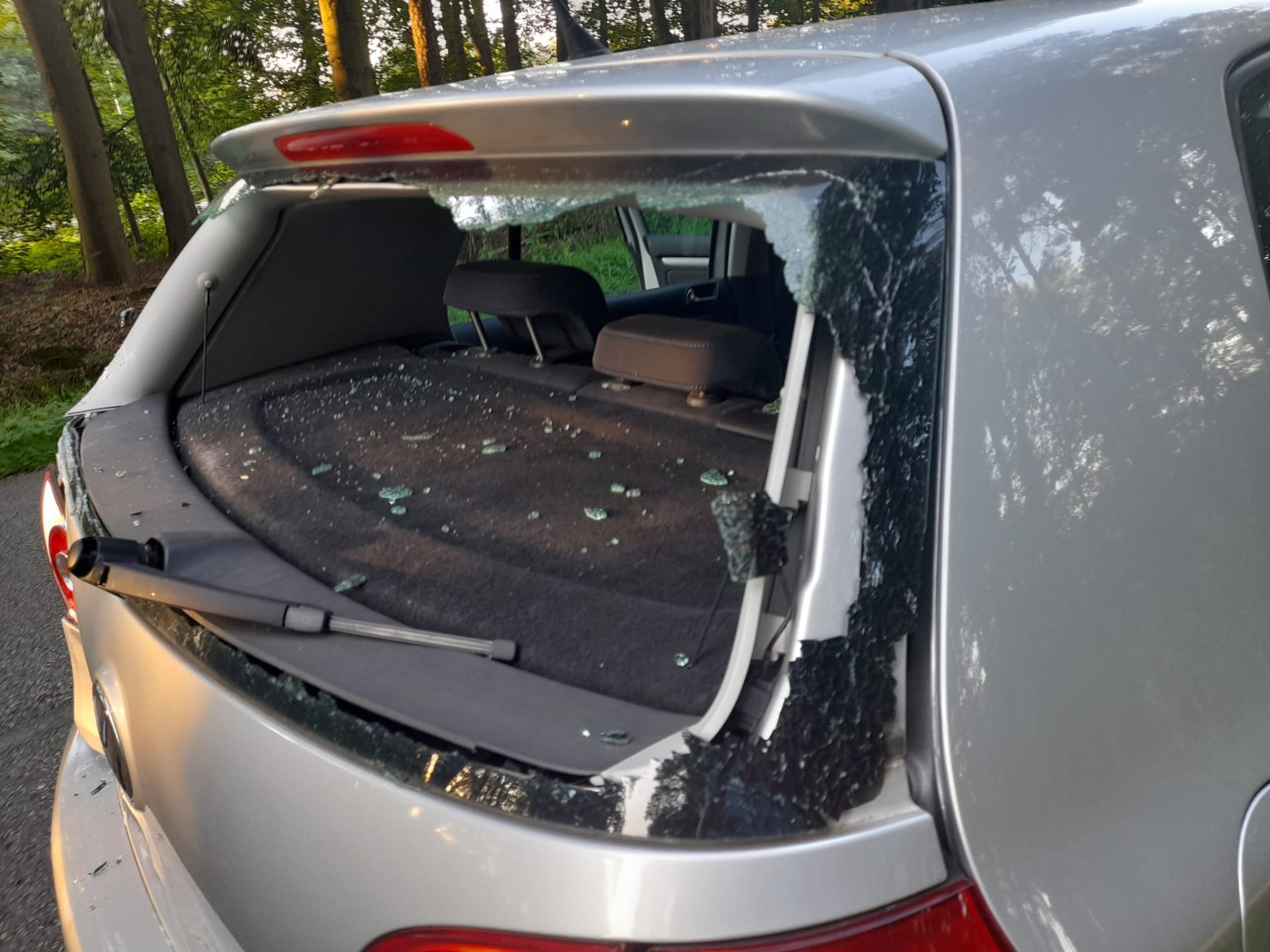 Bestuurder vol vanachteren aangereden op de Langestraat in Delden