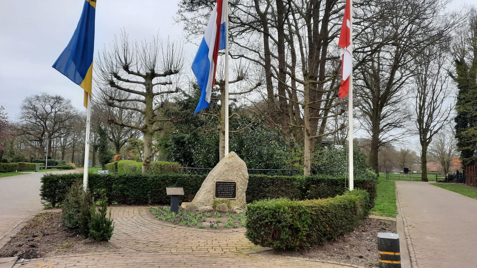 Delden viert 76 jaar vrijheid &ndash; Geen offici&euml;le herdenking bij monument