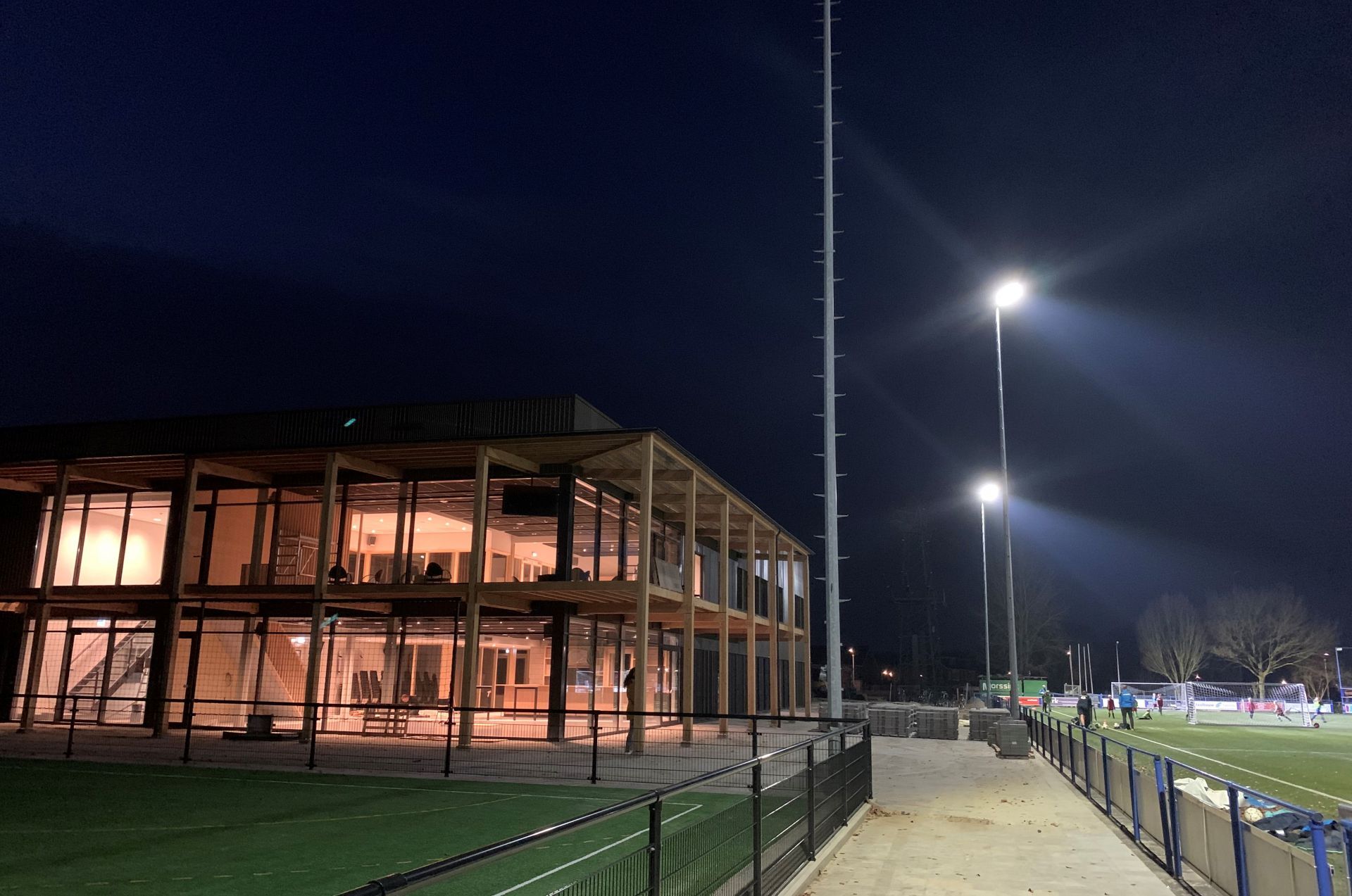 Velden SV Delden helder en duurzaam verlicht met nieuwe LED verlichting