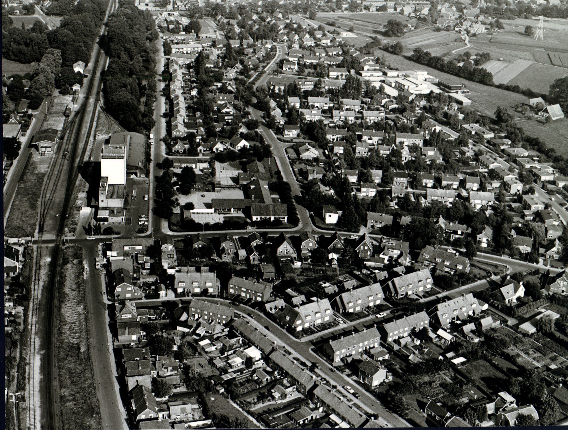 De geschiedenis van Delden in Beeld - Zuidzijde spoor begin jaren 70