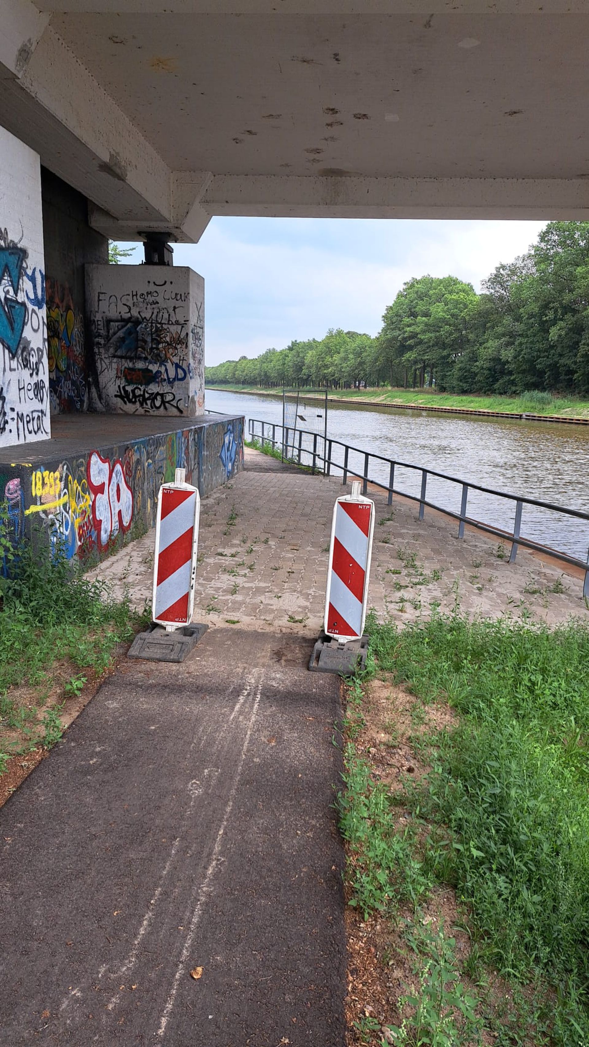 Fietspad onder Annabrug hersteld maar onduidelijkheid over opening