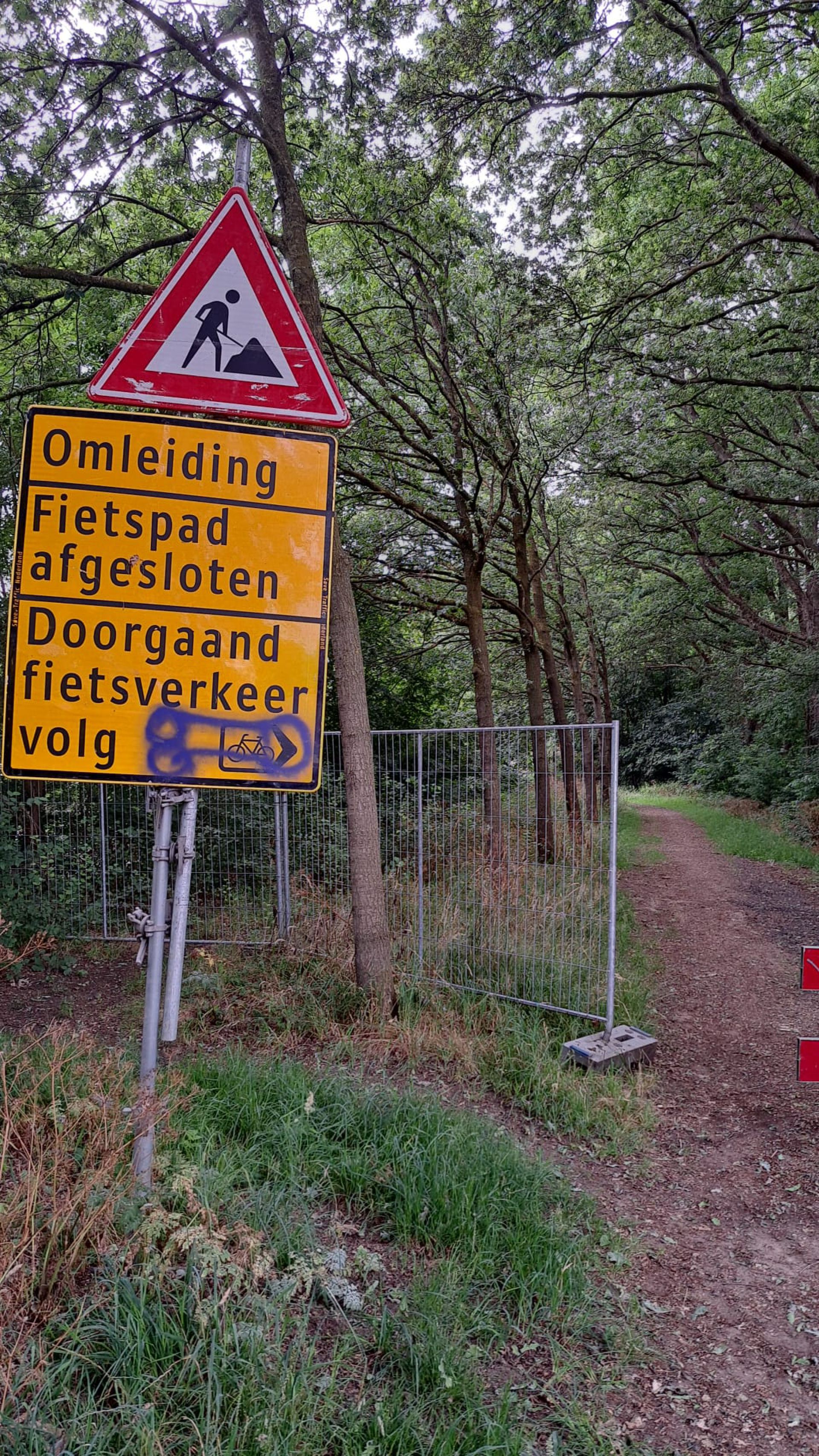 Fietspad onder Annabrug hersteld maar onduidelijkheid over opening