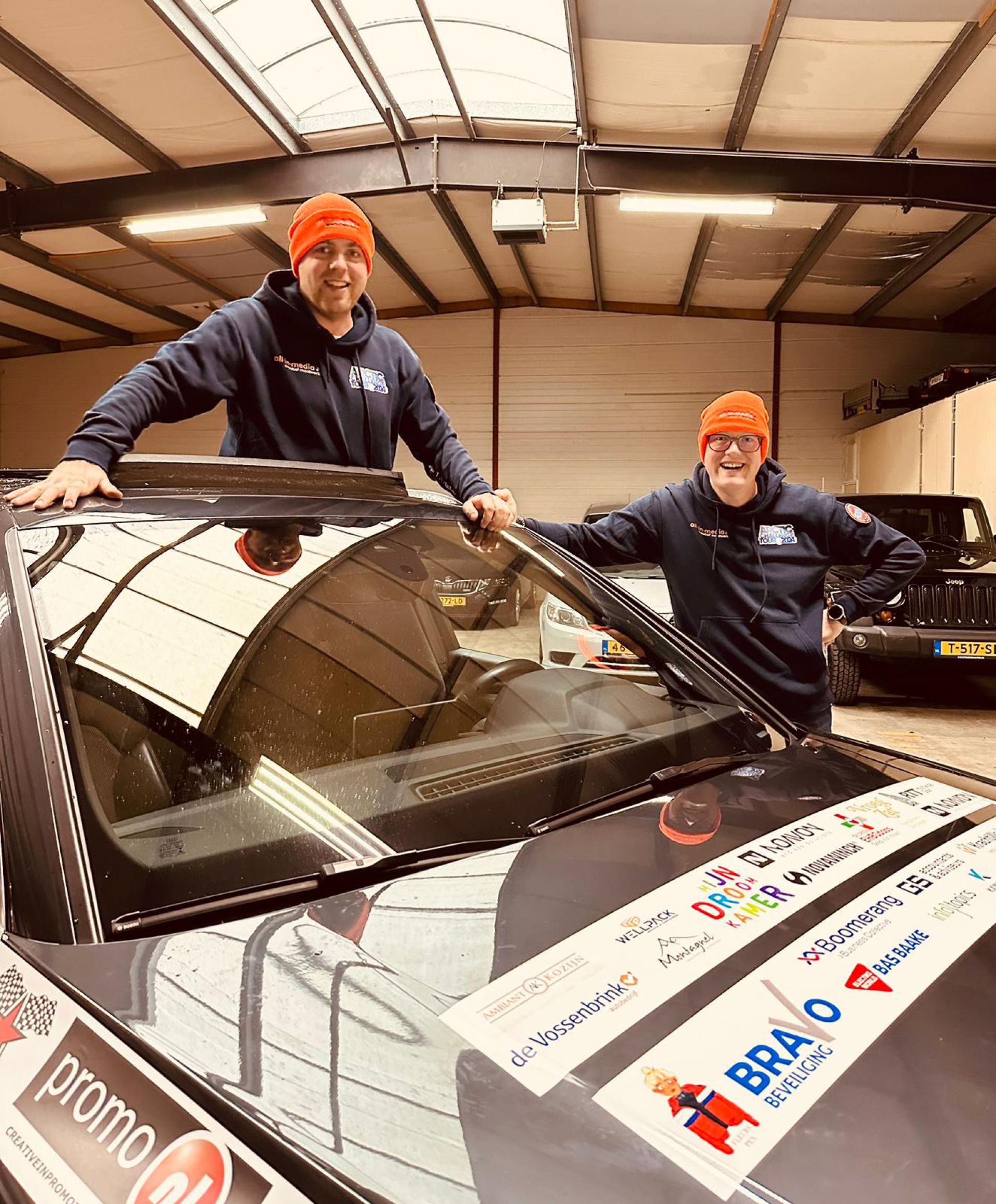 Deldenaar Frank van het Bolscher trotseert extreme vrieskou om de Arctic Challenge in beeld te brengen