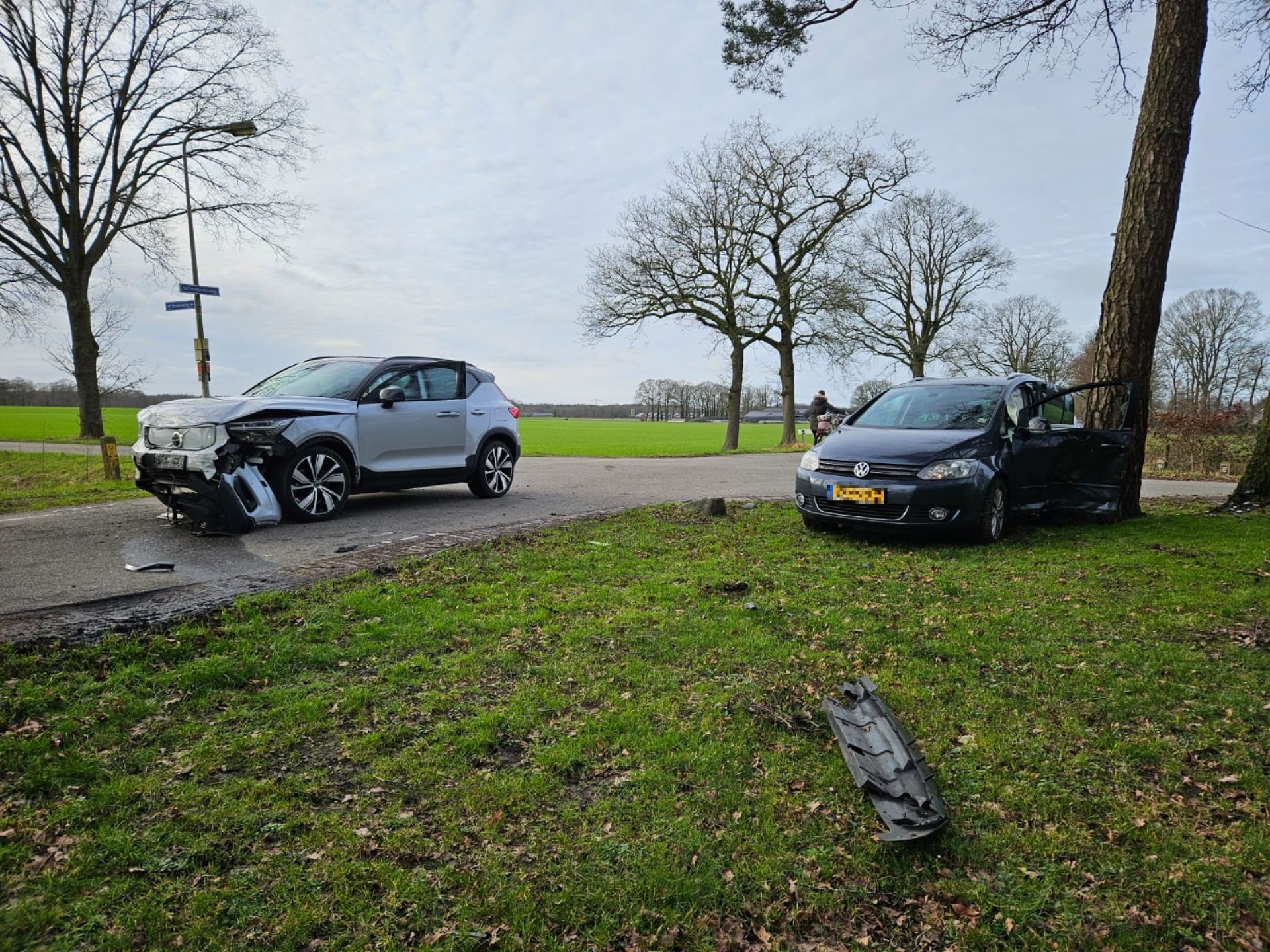 Persoon gewond bij aanrijding aan Beldsweg Ambt Delden