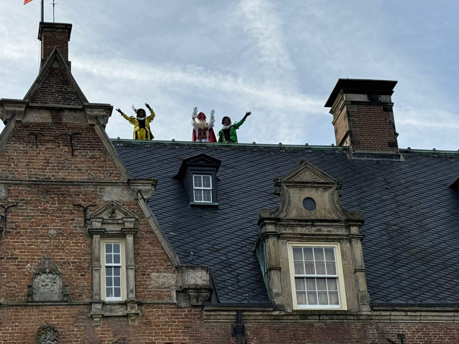 Sinterklaas warm onthaald in Delden