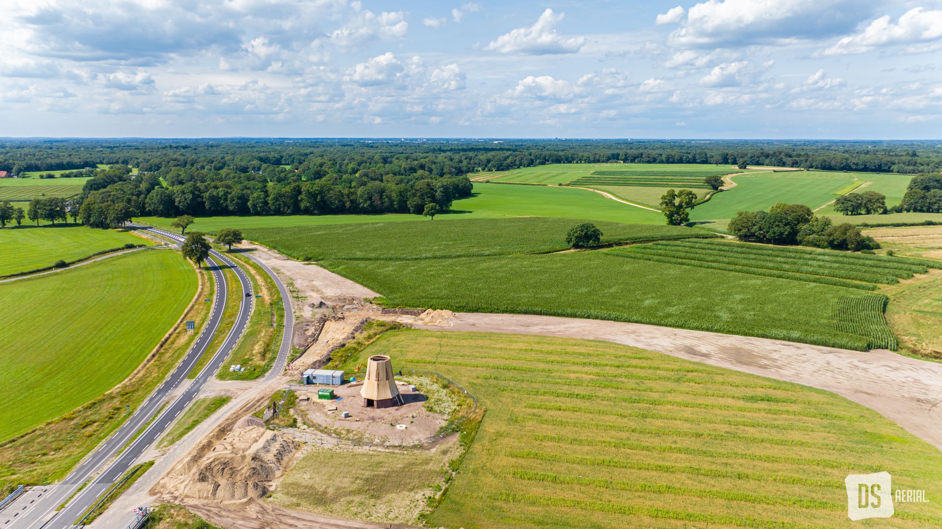 Dronefoto's: Bouw Eschmolen Delden in vogelvlucht