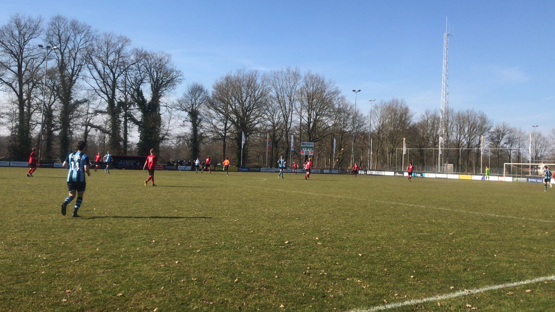 Rood Zwart en FC Eibergen delen de punten