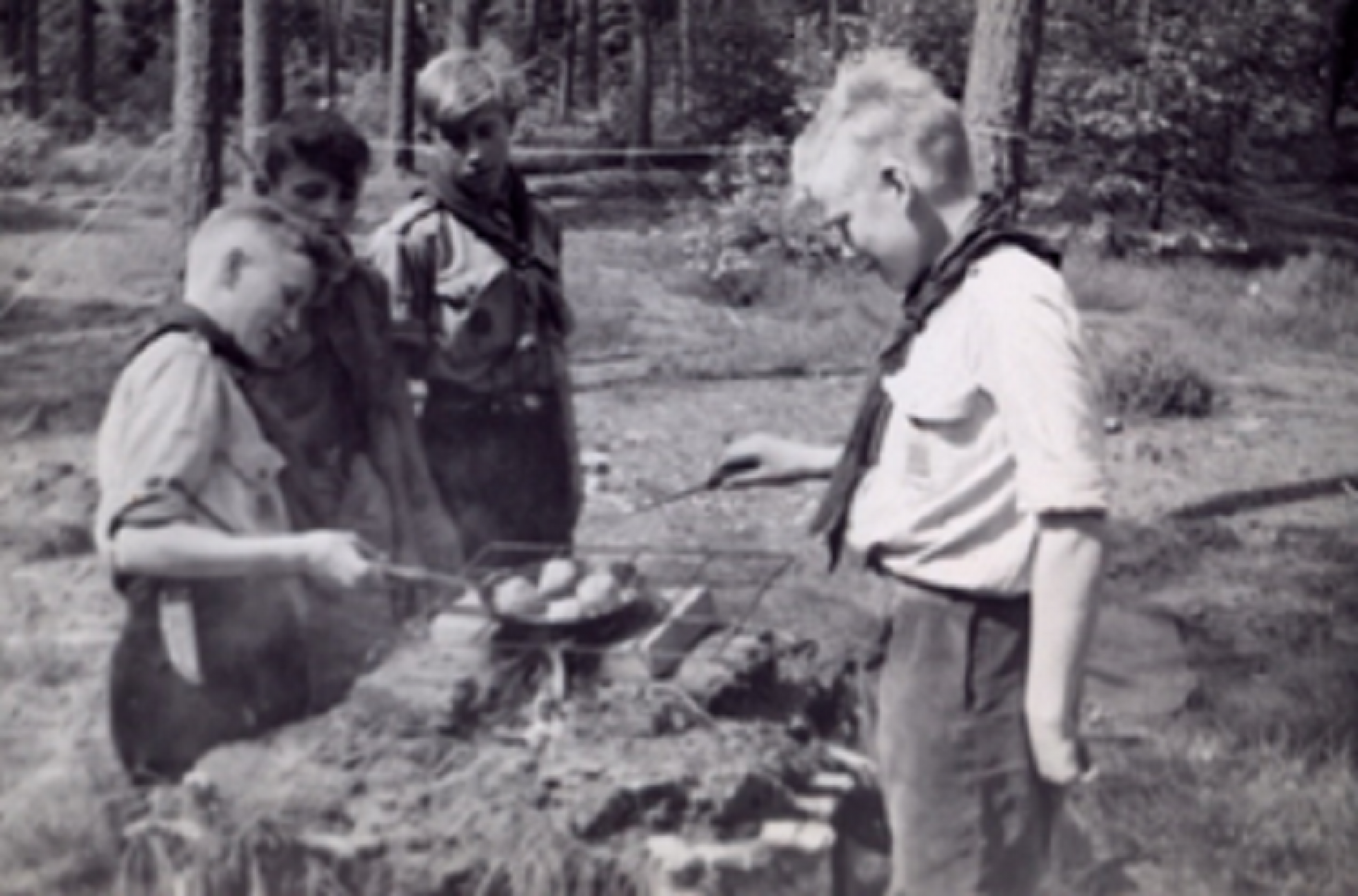 Re&uuml;nie, Scoutfest en tent op Cramersweide bij 75-jarig jubileum Deldense Scouting