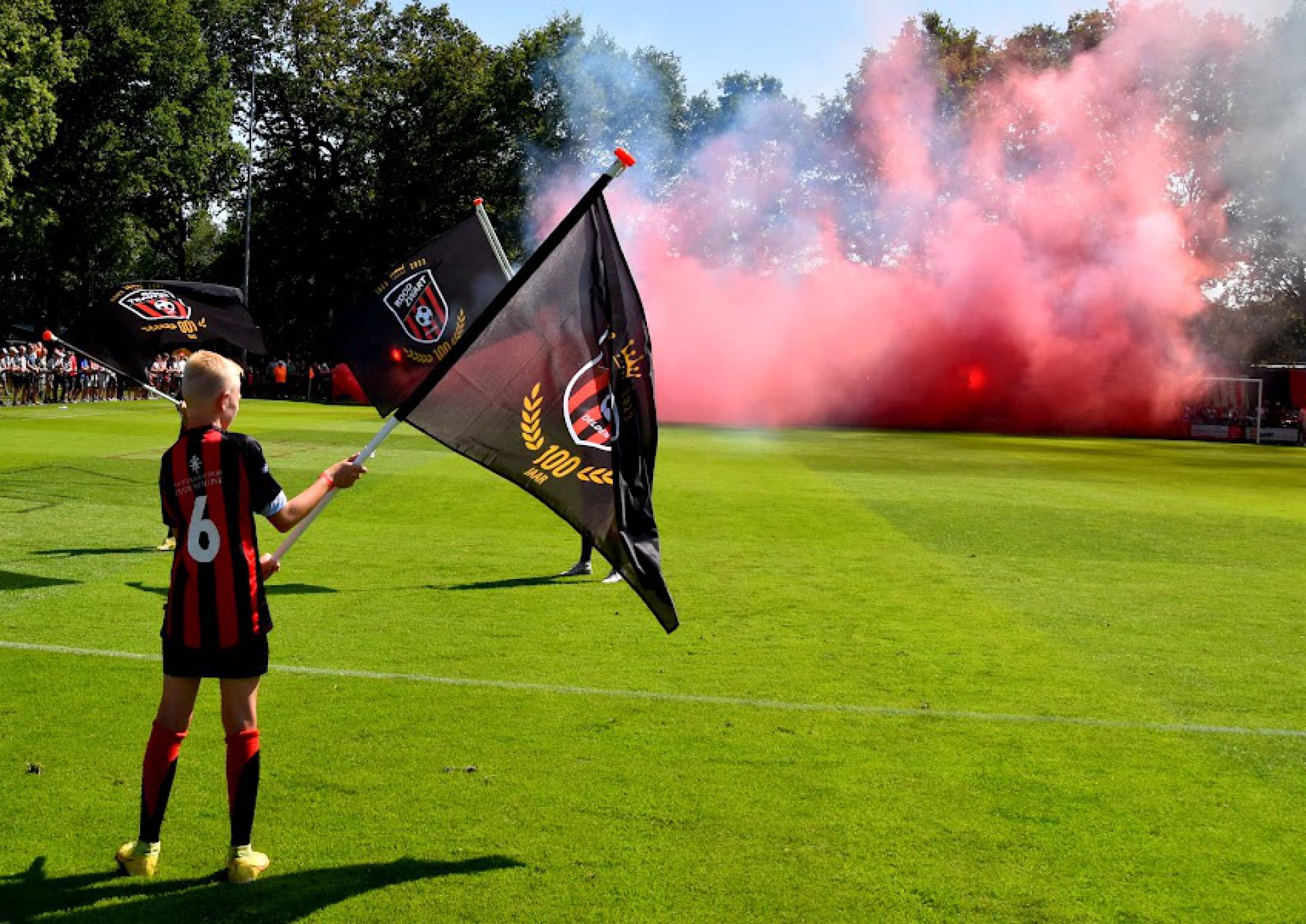 Ingezonden: Rood Zwart &ndash; FC Twente: topdag ondanks dikke nederlaag