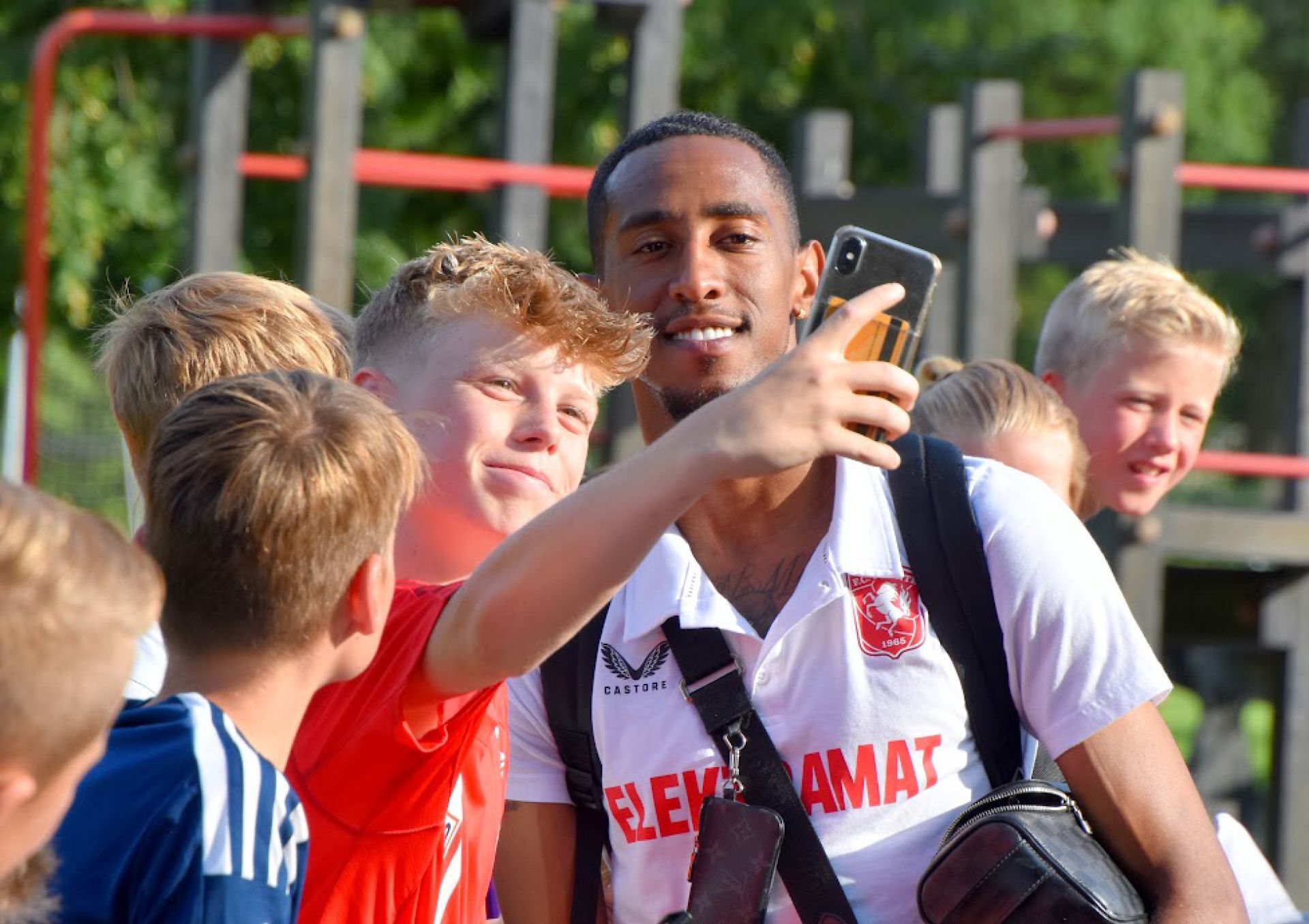 Ingezonden: Rood Zwart &ndash; FC Twente: topdag ondanks dikke nederlaag