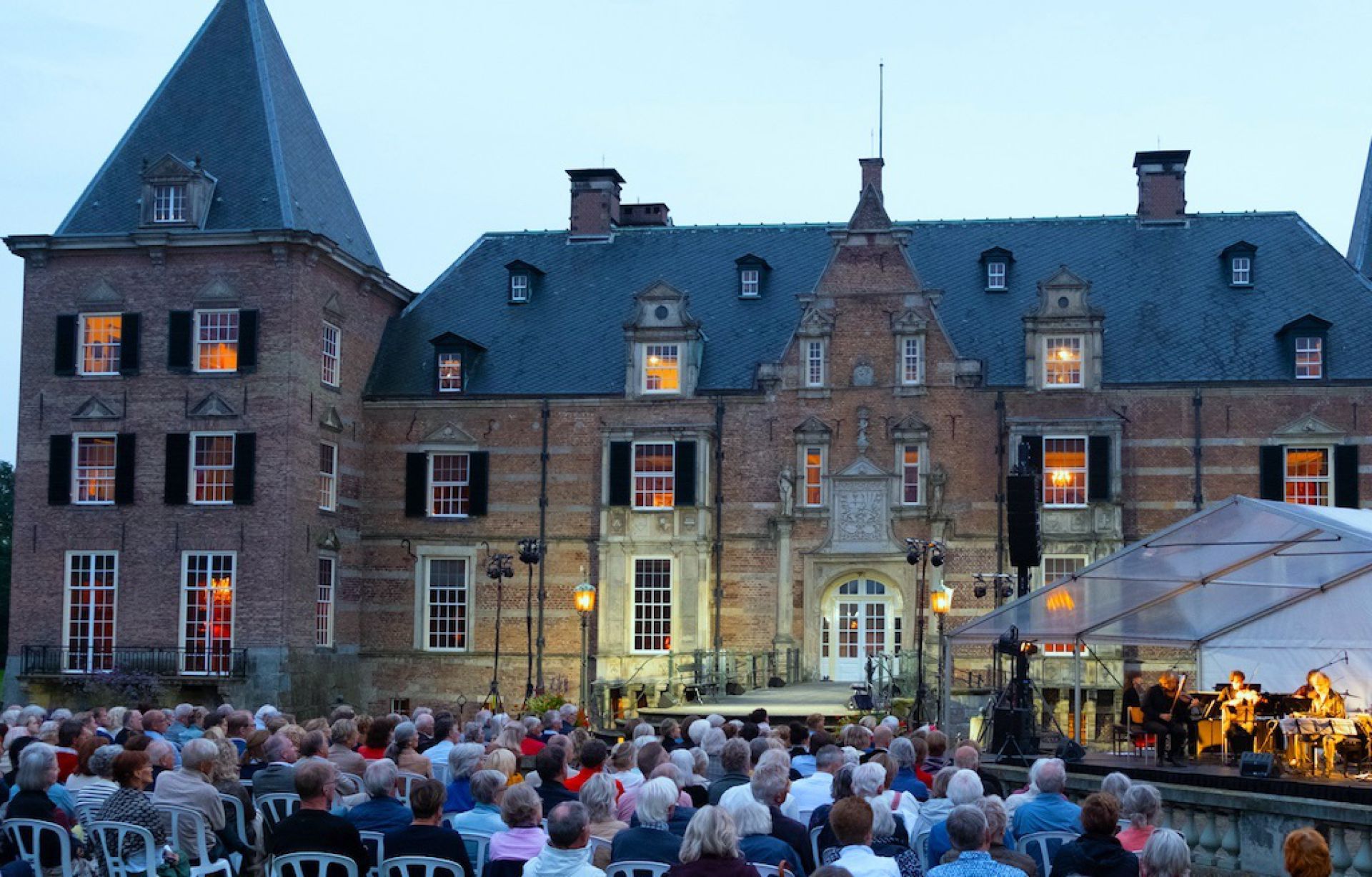 Delden en Twickel drie dagen lang decor van vermaard Stiftfestival