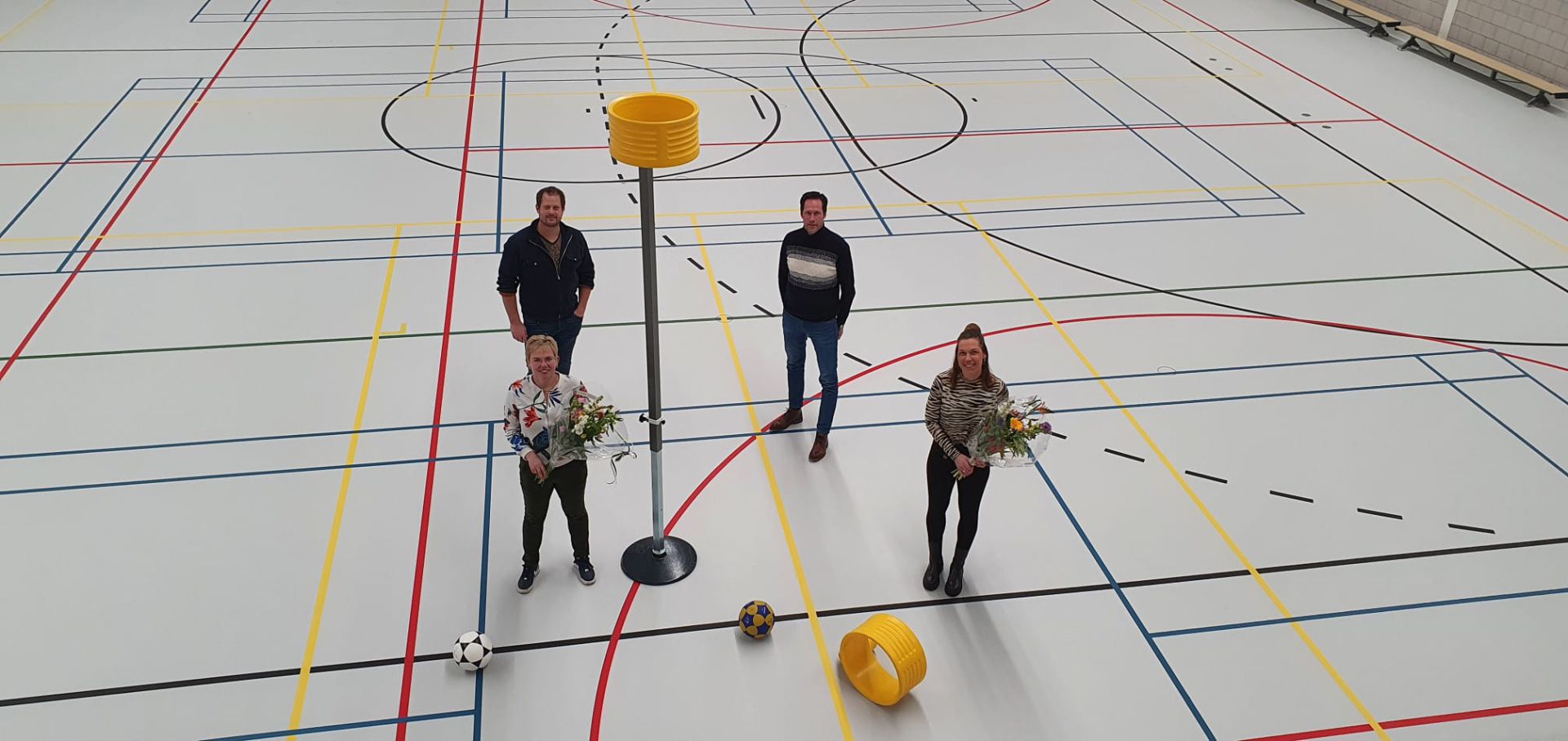 Samantha Jonkman-Schorn en Debby van Koningsveld nieuwe trainers Zwart Wit