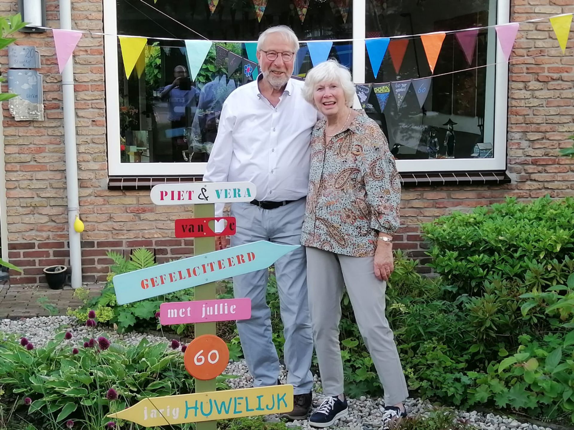 Diamanten huwelijk voor Deldens echtpaar Straathof
