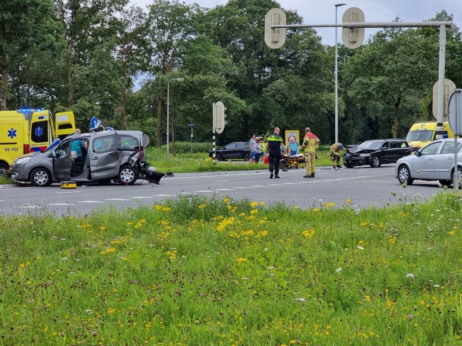 Vier gewonden bij ongeval tussen Delden en Hengelo