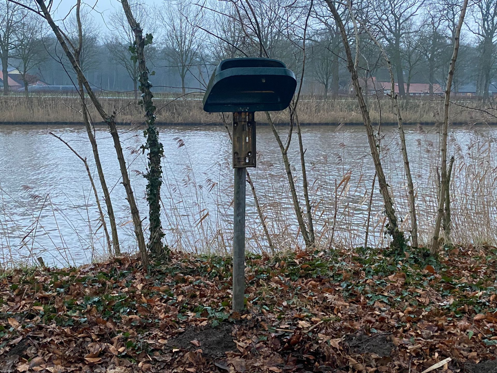 Gemeente twijfelt over terughangen vuilnisbakken buitengebied Delden