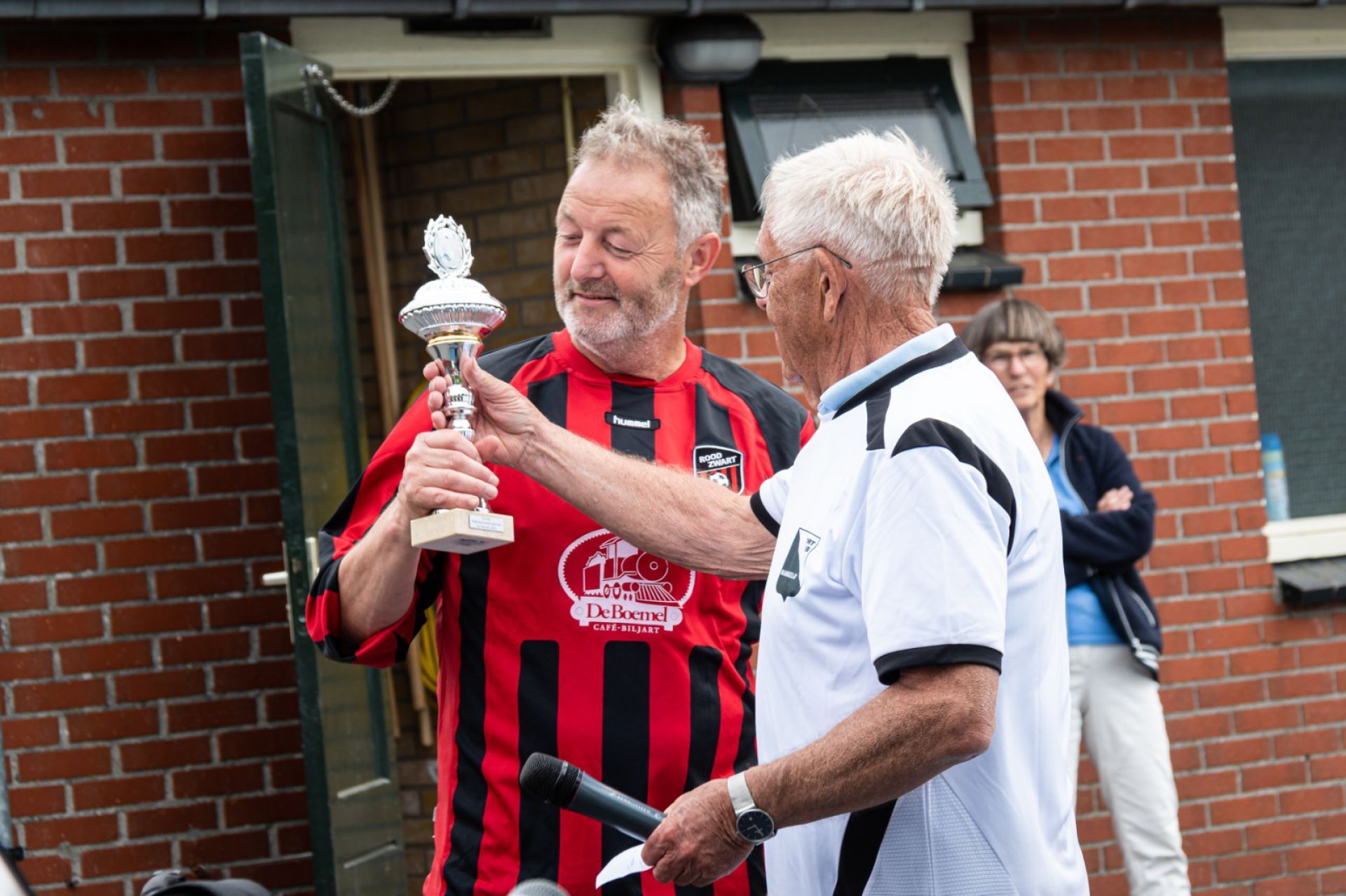 Rood Zwart pakt derde plek bij Walking Football Toernooi in Markelo