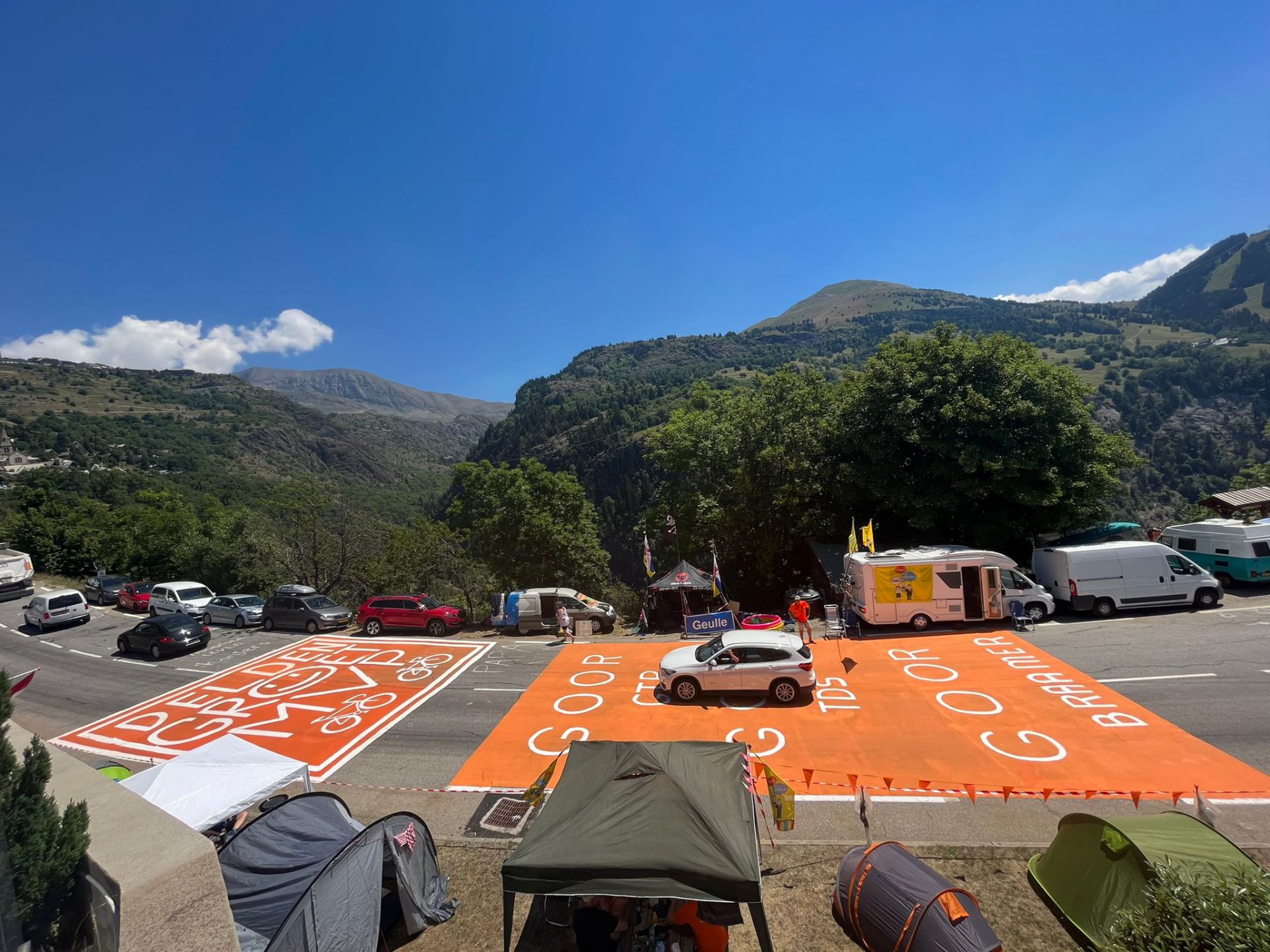 Deldenaren missen Mathieu van der Poel op Alpe d'Huez: &lsquo;De verf is op&rsquo;