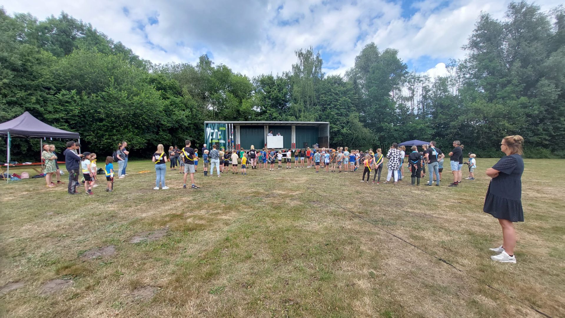 Eerste dag Houtstad Delden van start met ruim 80 Deldense kids