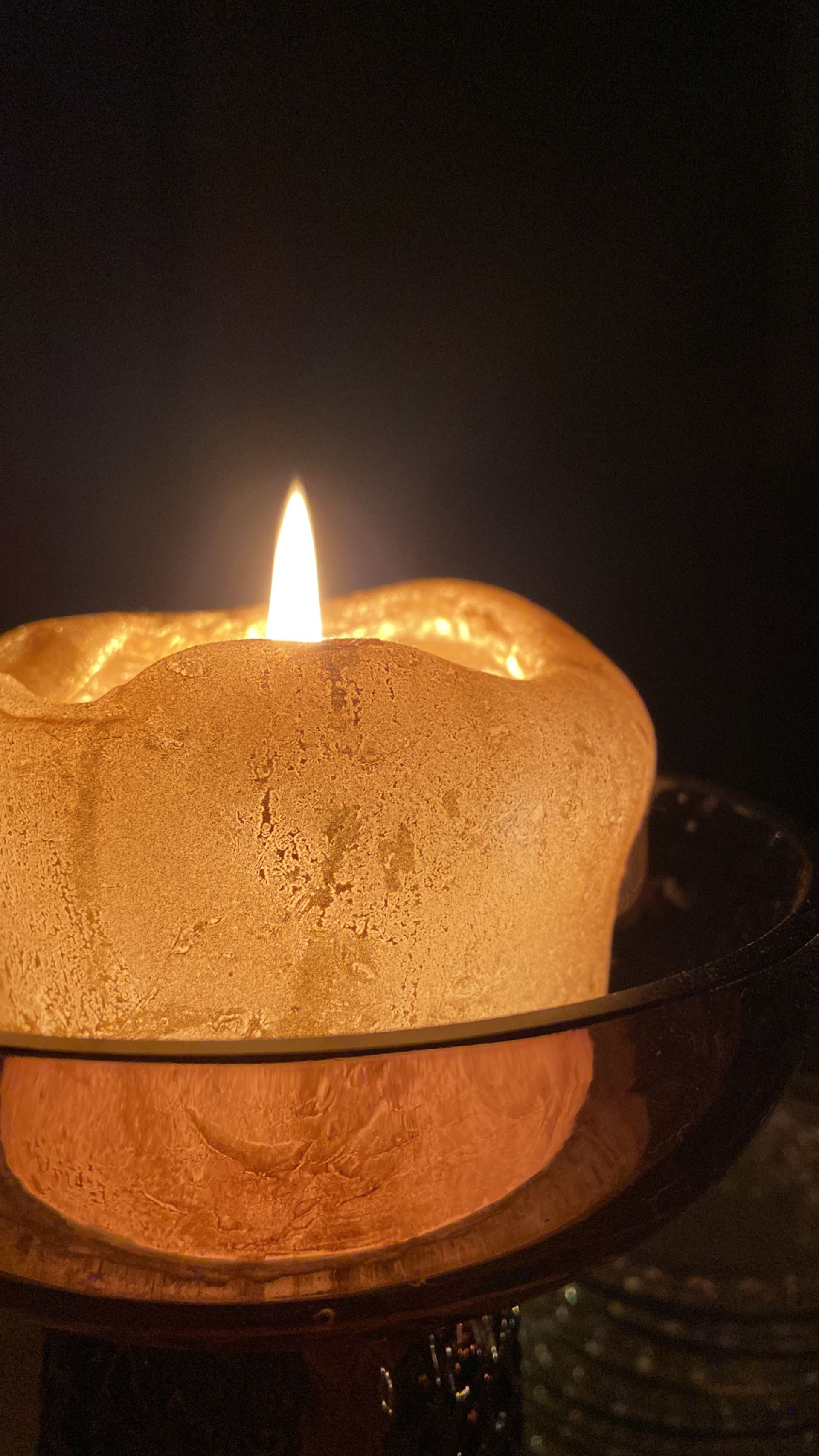 Bewoners St Annabrinkstraat Delden uren in kou en donker na stroomstoring
