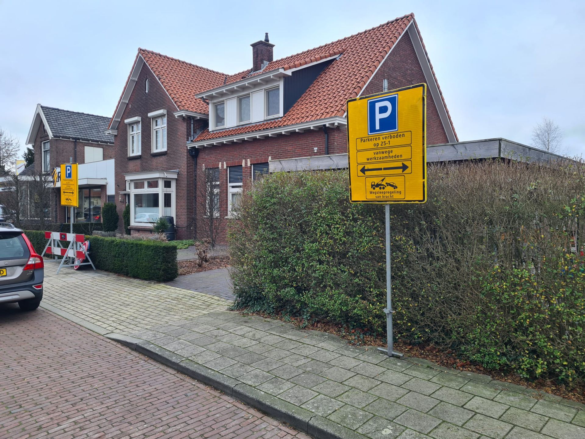 Gemeente onderzoekt staat van Deldense wegen