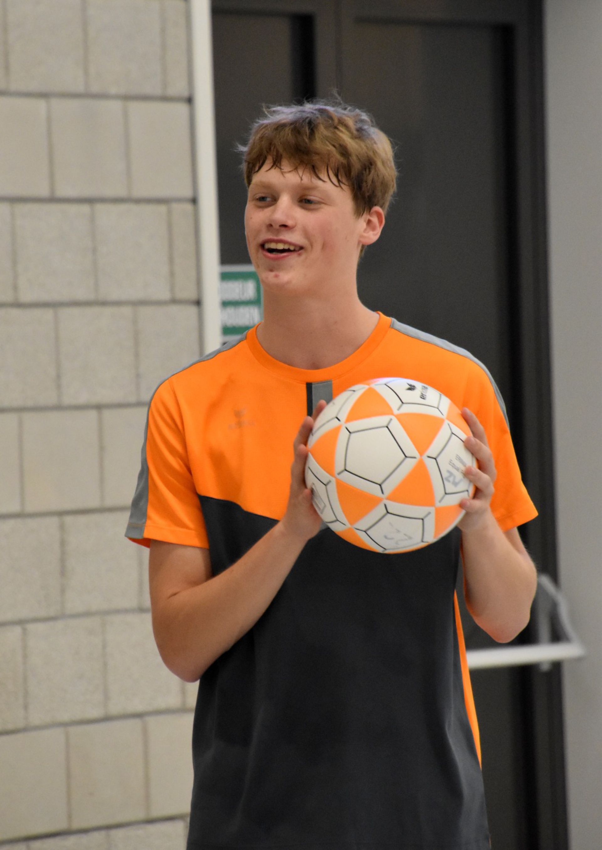 Jonge Deldense korfballers beleven topdag met clinic Jong Oranje