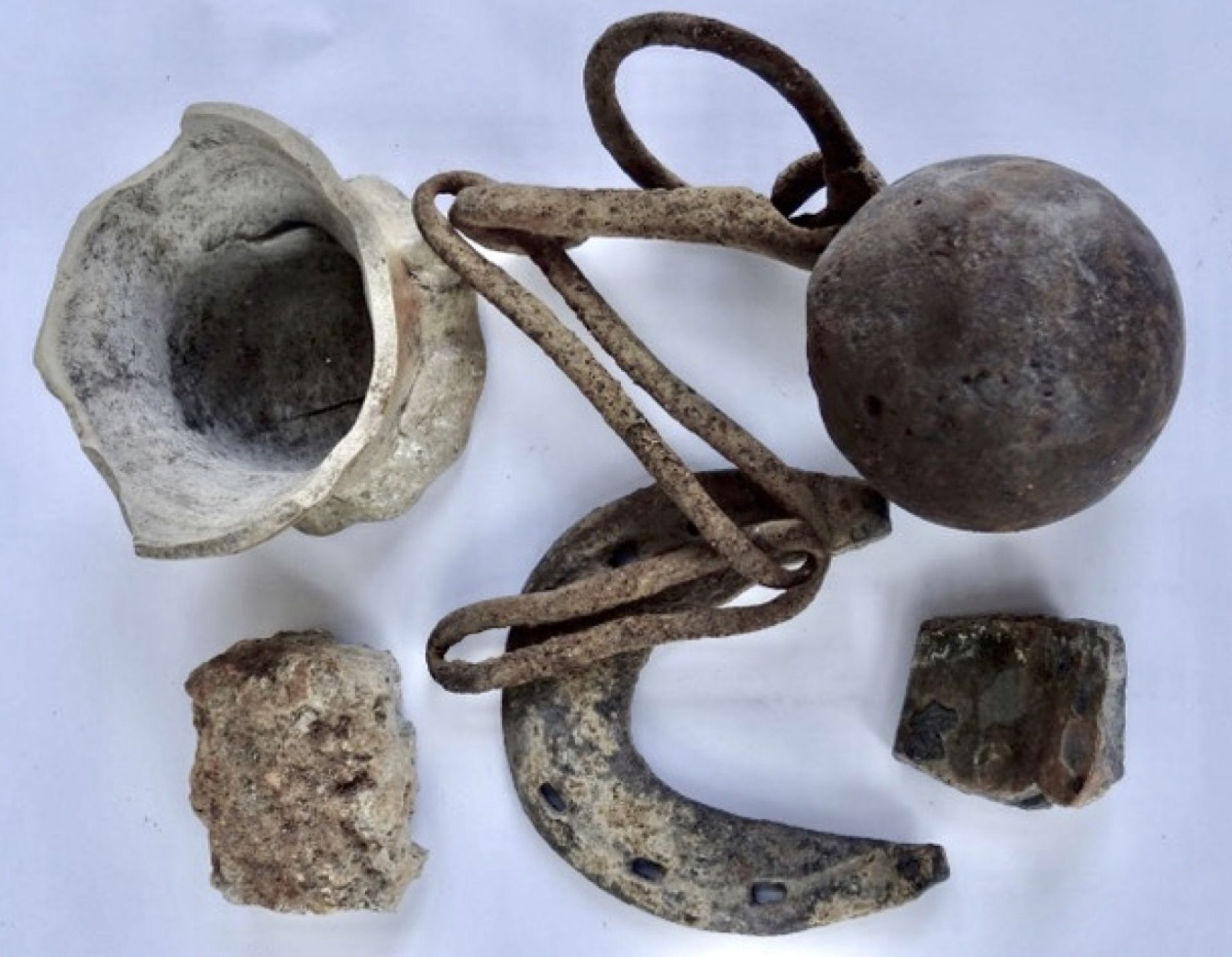 Fictieve en bijzondere archeologische vondsten in Kunststation Delden