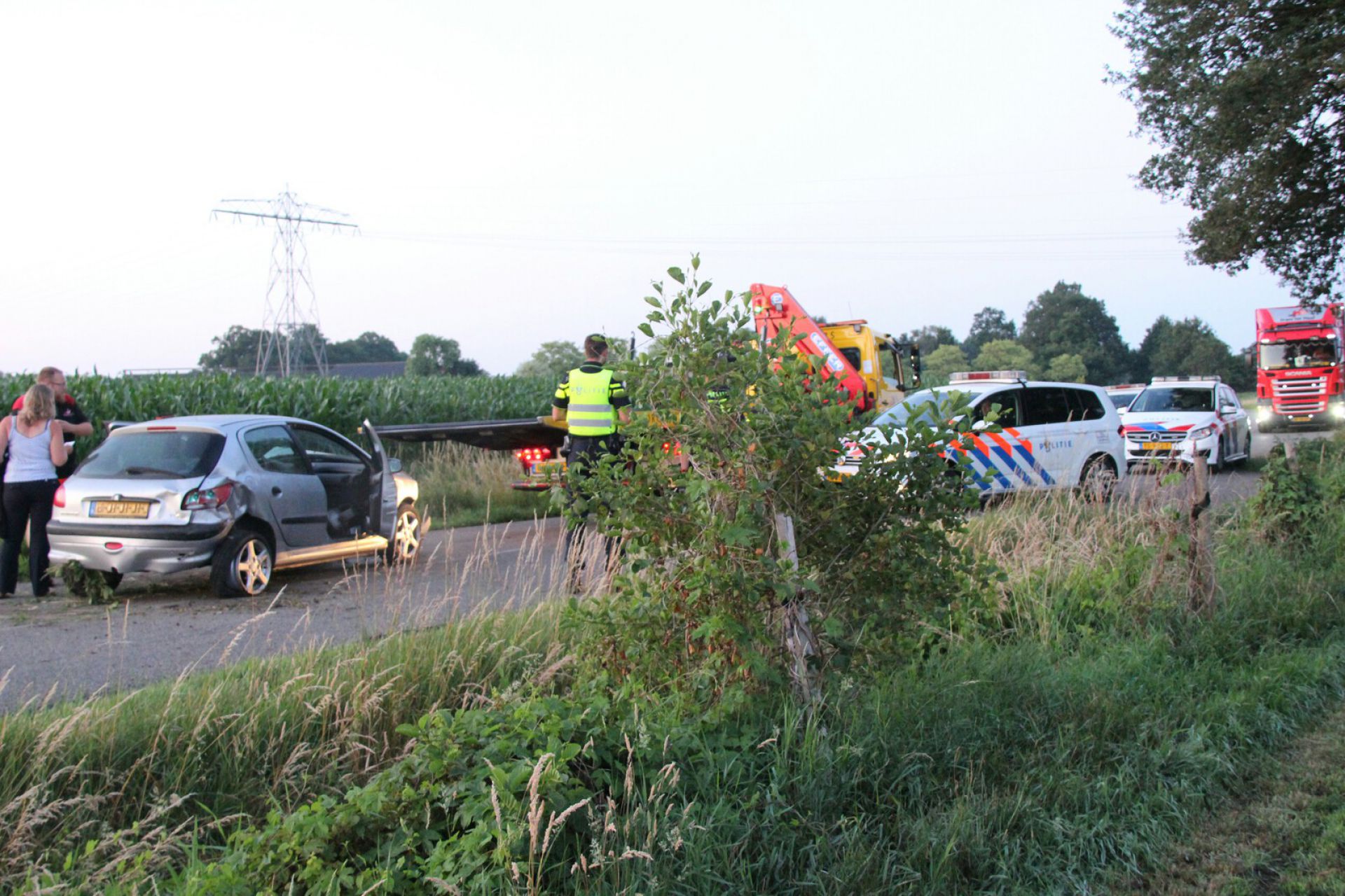Gewonde bij eenzijdig ongeval op de Bollenweg in Ambt Delden