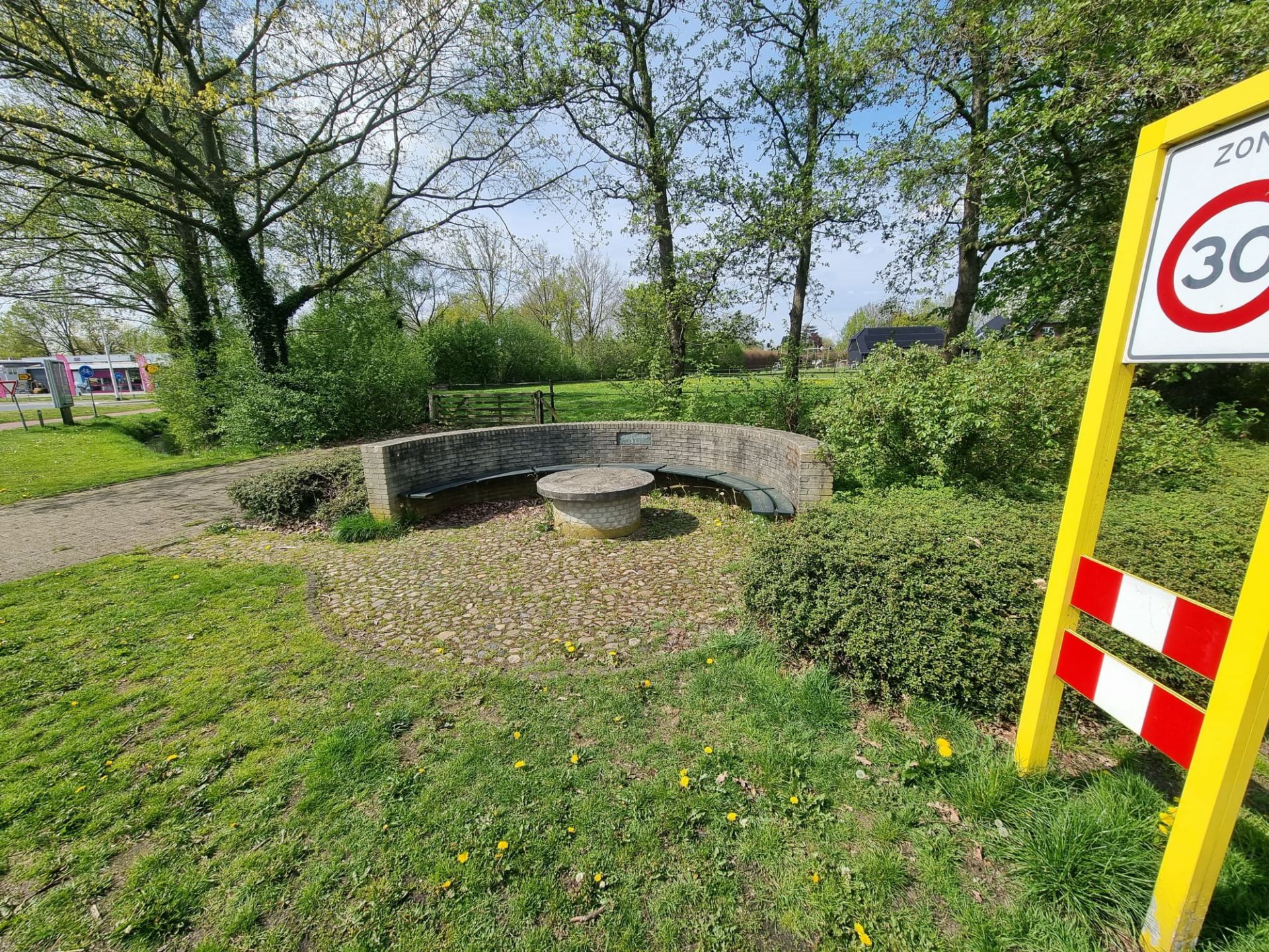 Ooggetuige ziet diefstal fiets in Delden: Politie zoekt eigenaar
