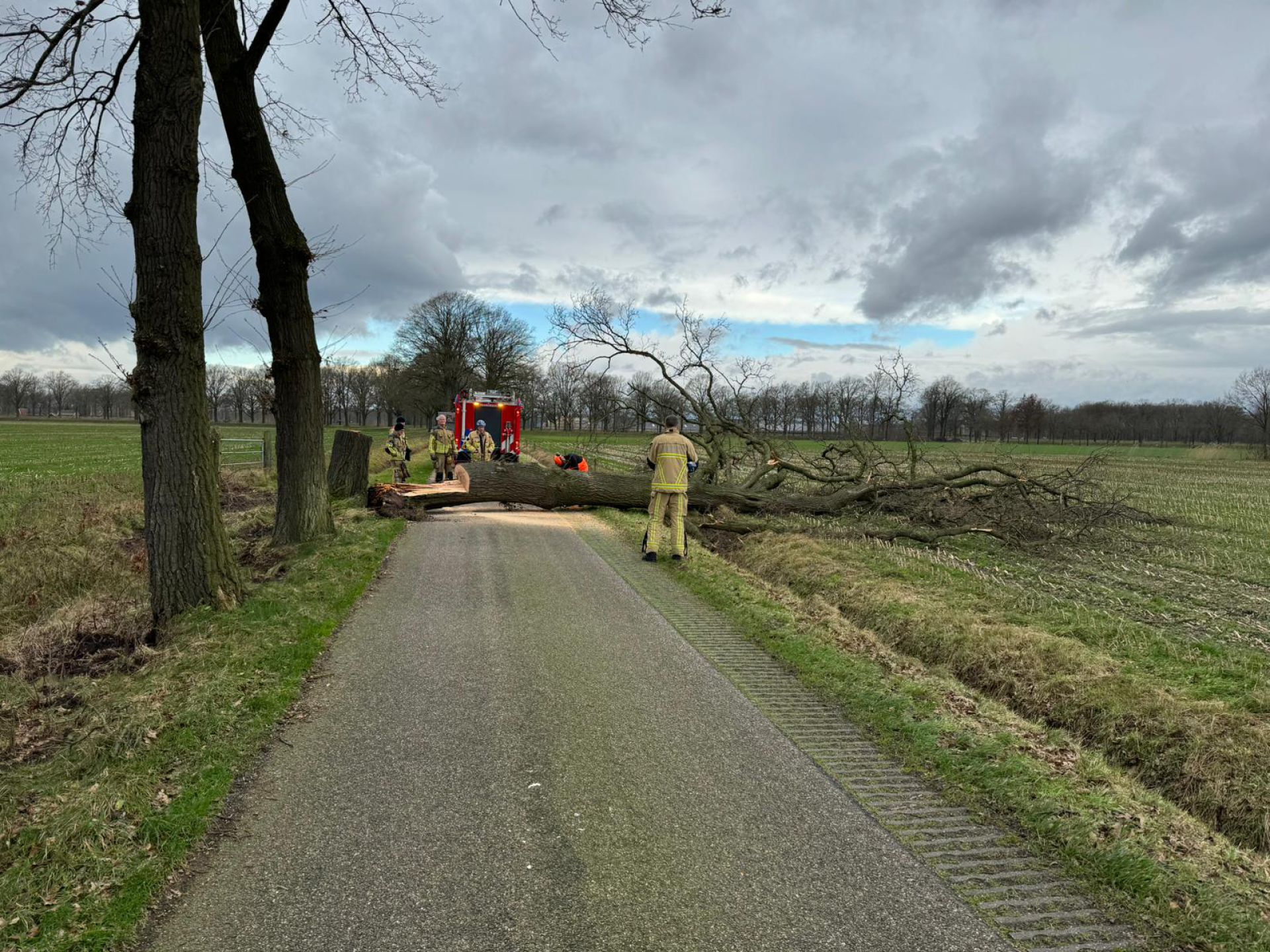 &lsquo;Jaarwisseling Delden rustig verlopen&rsquo; &ndash; Brandweer komt 2 keer in actie