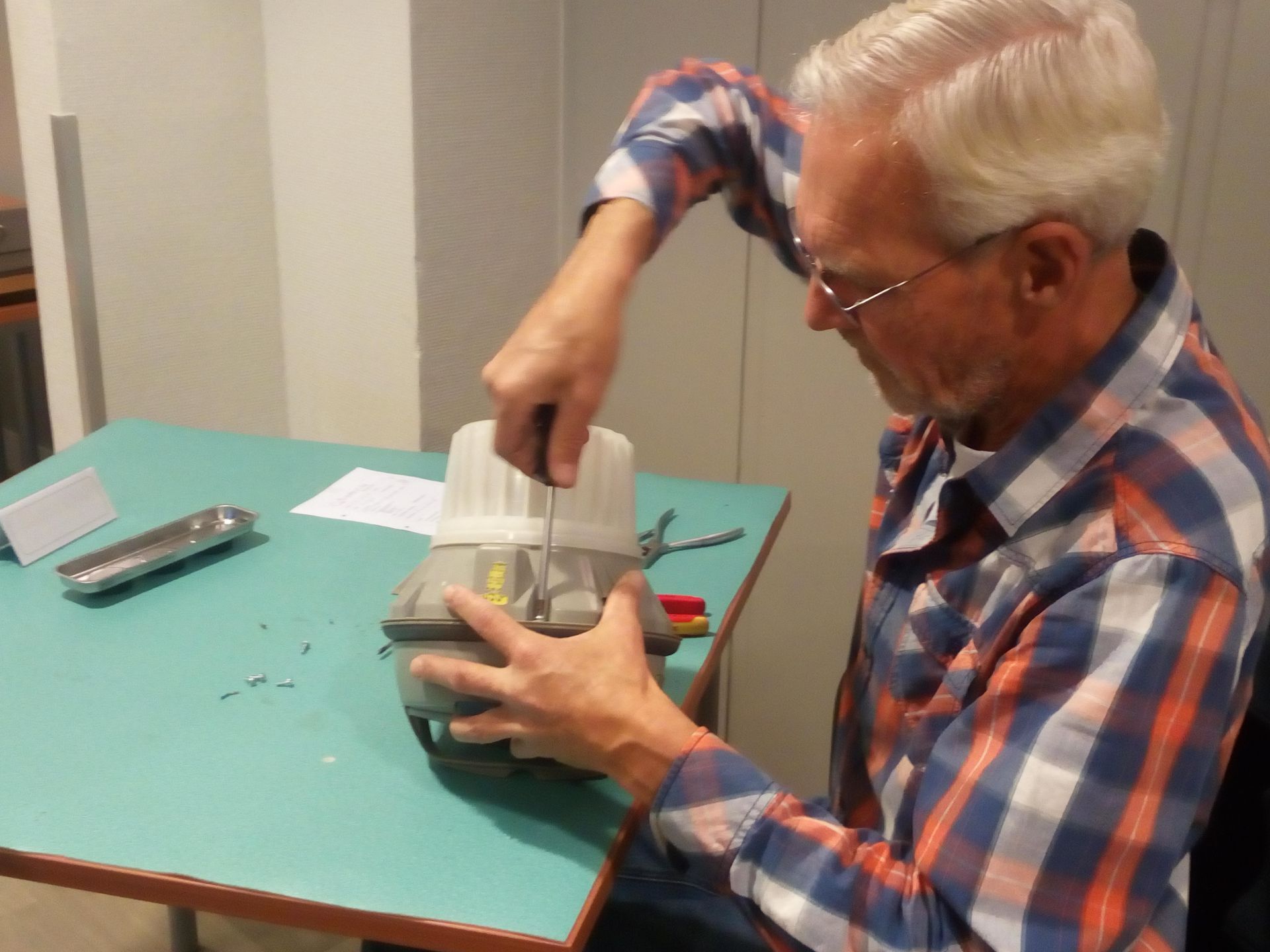 Repair Caf&eacute; in Delden zaterdag 10 juli weer van start!