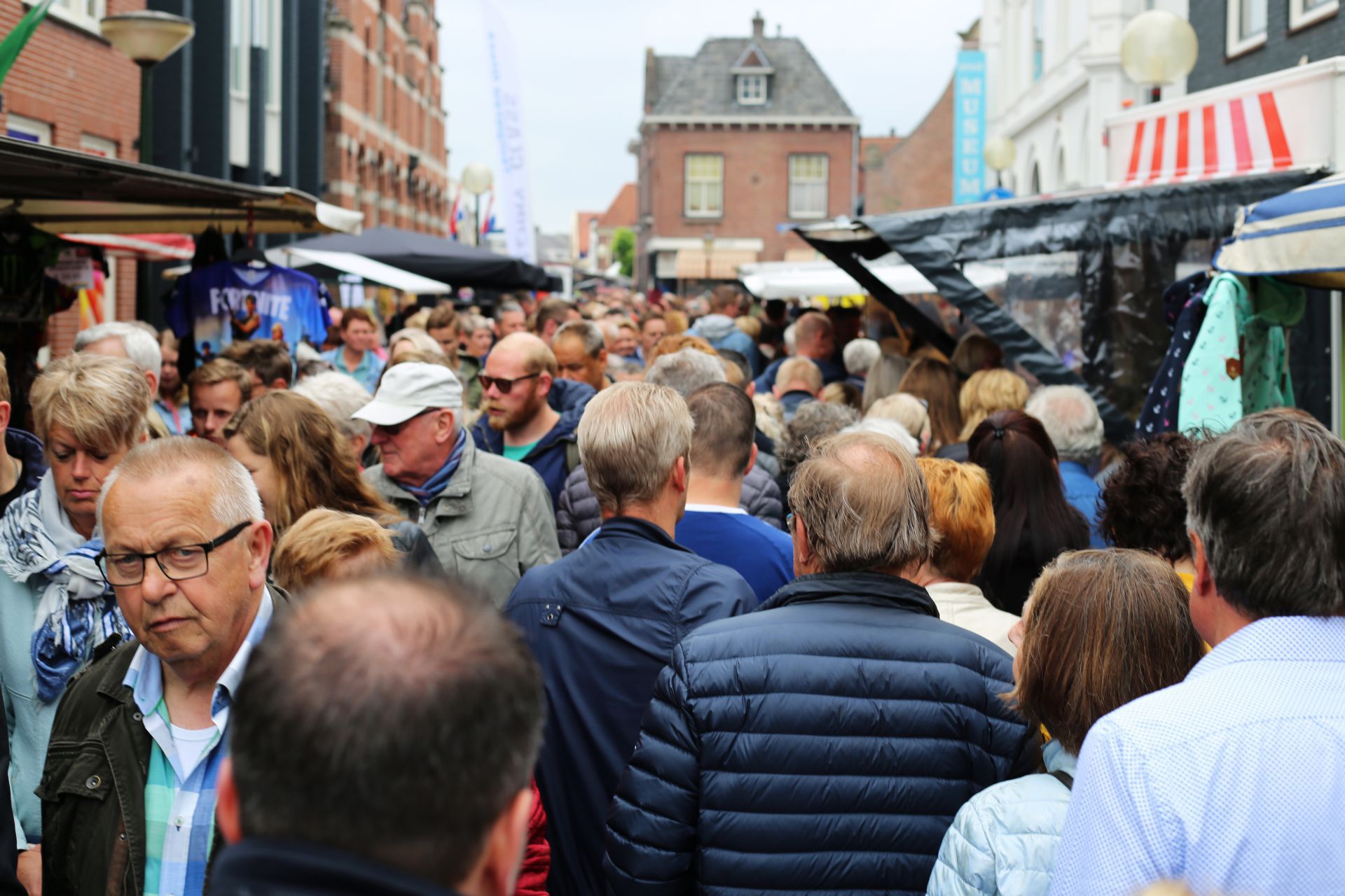 Hemelvaartsdag Delden op de schop: &lsquo;Geen kermis en rommelmarkt maar braderie met festivalsfeer&rsquo;
