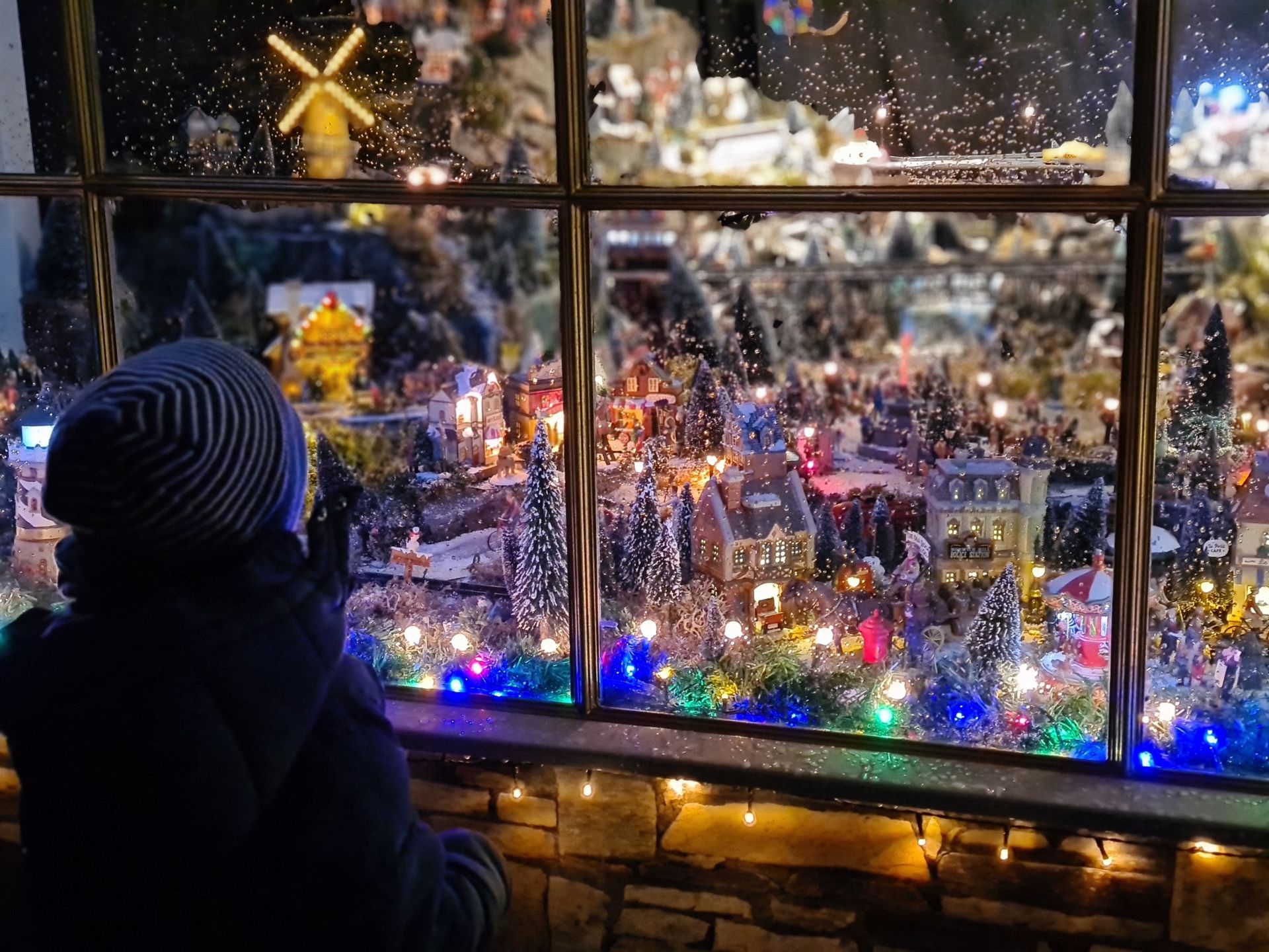 Vuurwerk toegevoegd aan &lsquo;christmas village&rsquo; Rauwland Delden &ndash; Start op 9 december