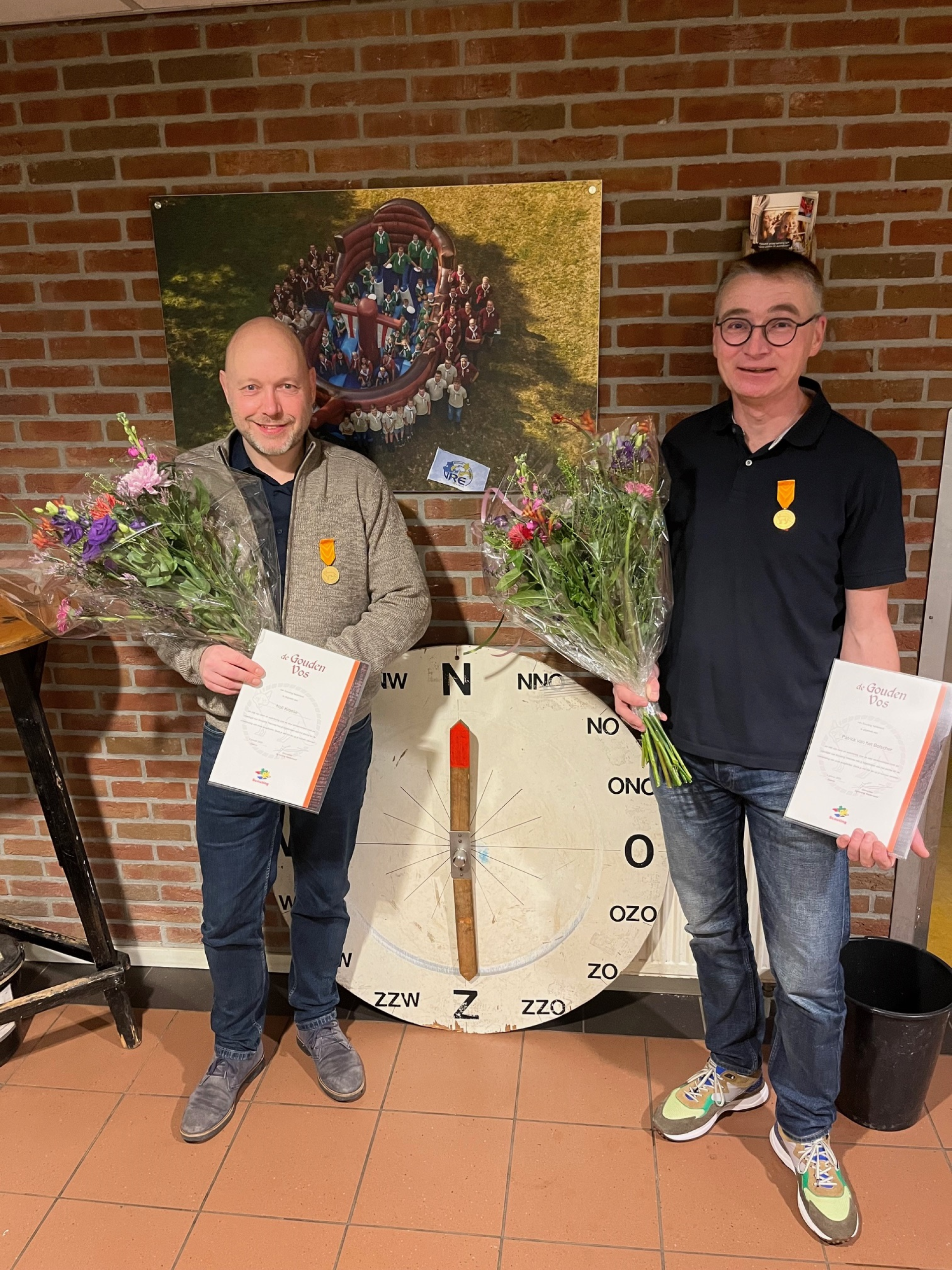 Gouden Vos voor Noll Kroese en Patrick van het Bolscher: Trots op hun jarenlange inzet voor Scouting Delden