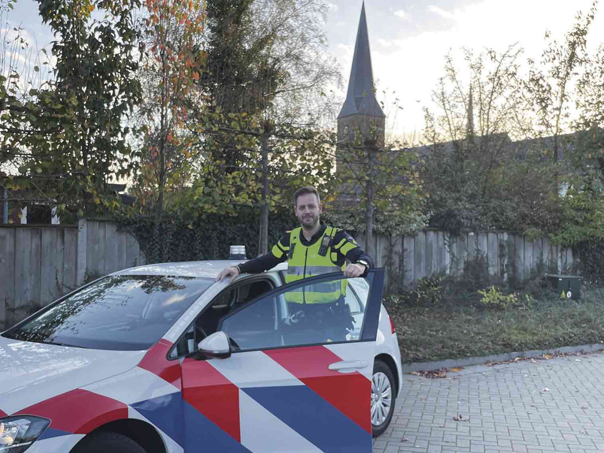 Deldense wijkagent verhuist spreekuur naar kantoor Wonen Delden