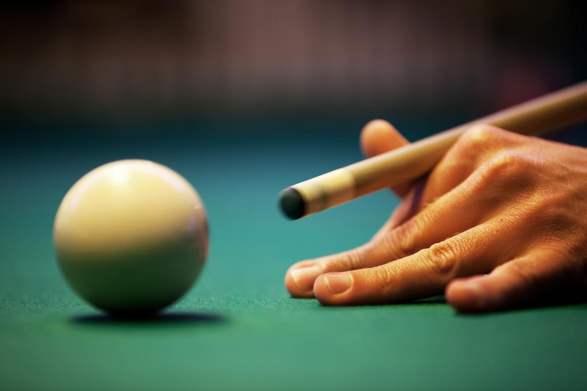 Zevende Delden Open biljarttoernooi bij de Burgemeester