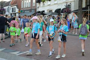 Intocht Avond4daagse Delden 2023