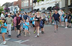 Intocht Avond4daagse Delden 2023