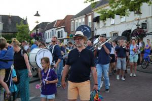 Intocht Avond4daagse Delden 2023