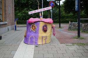 Opening van de beeldenexpositie Kunststation Delden