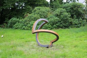 Opening van de beeldenexpositie Kunststation Delden