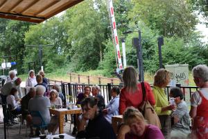 Opening van de beeldenexpositie Kunststation Delden