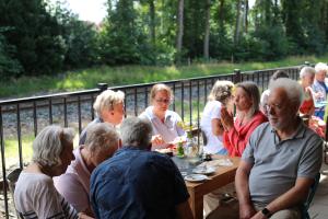 Opening van de beeldenexpositie Kunststation Delden