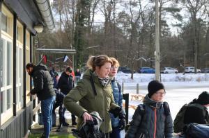 Schaatspret op natuurijsbaan Twickel bij Delden